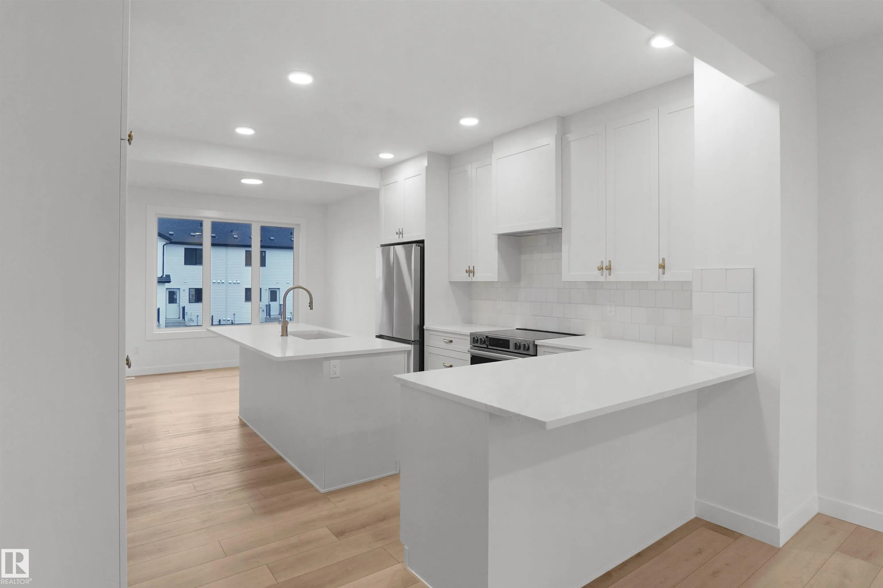 1308 9 Street