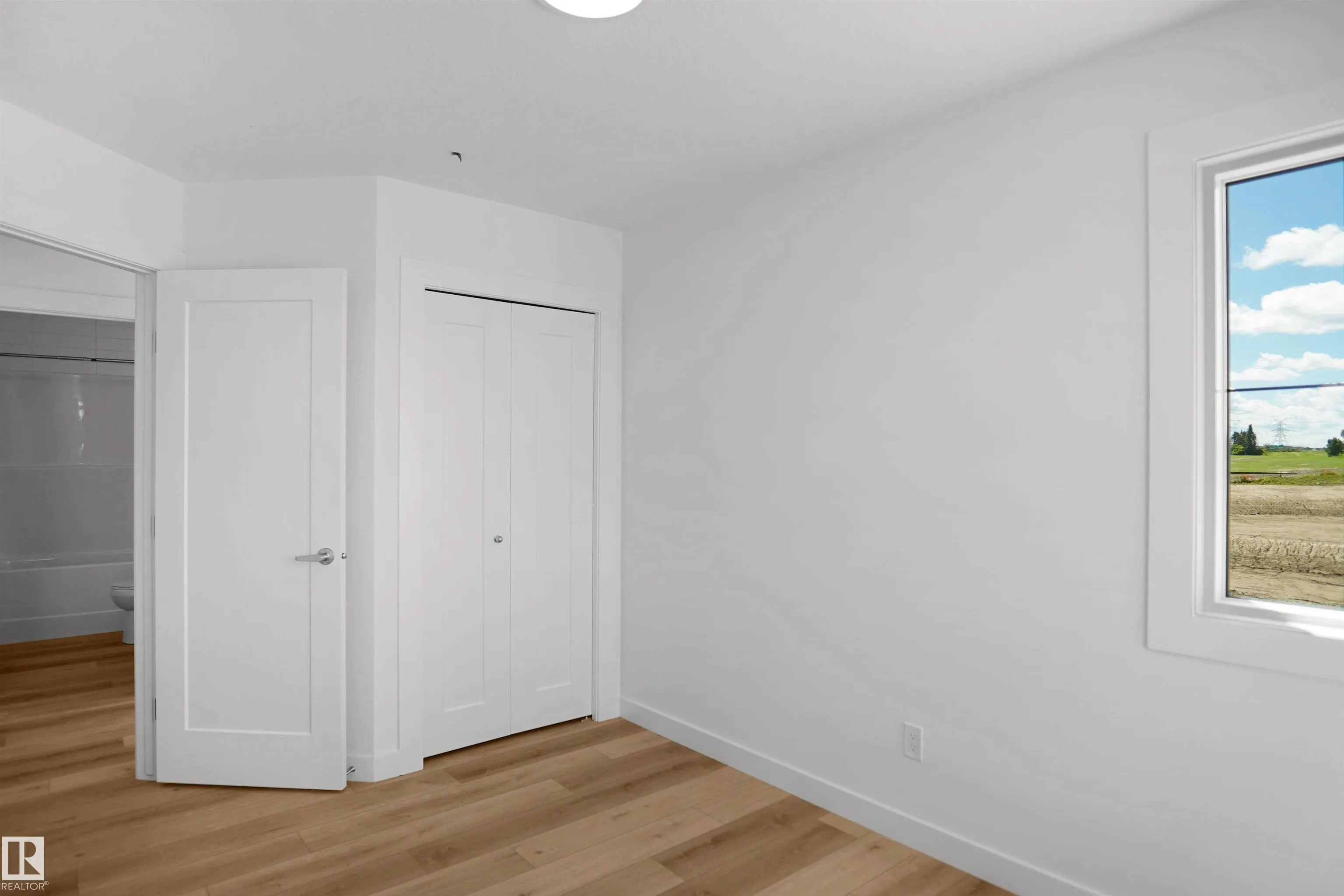 1308 9 Street