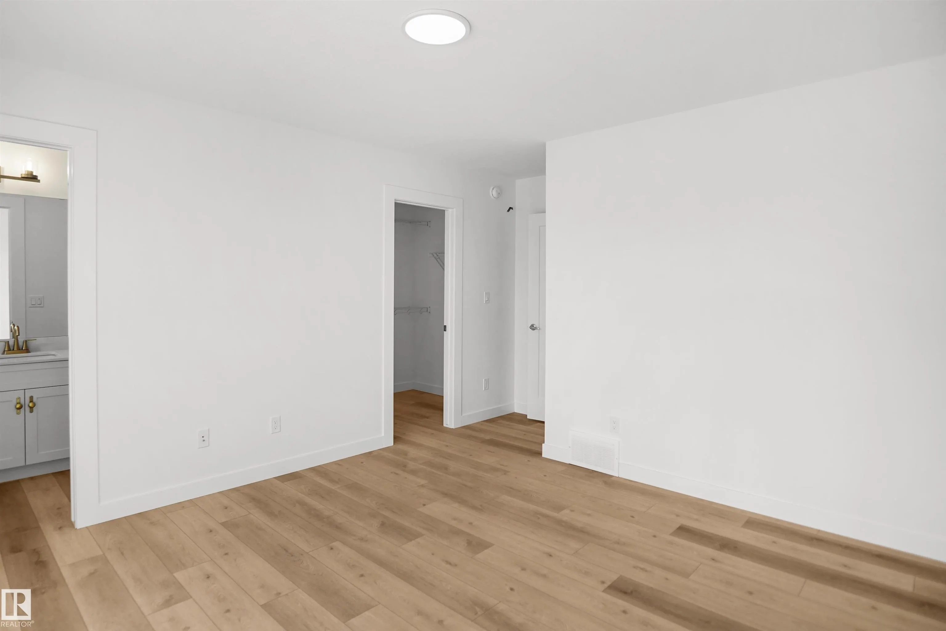 1308 9 Street
