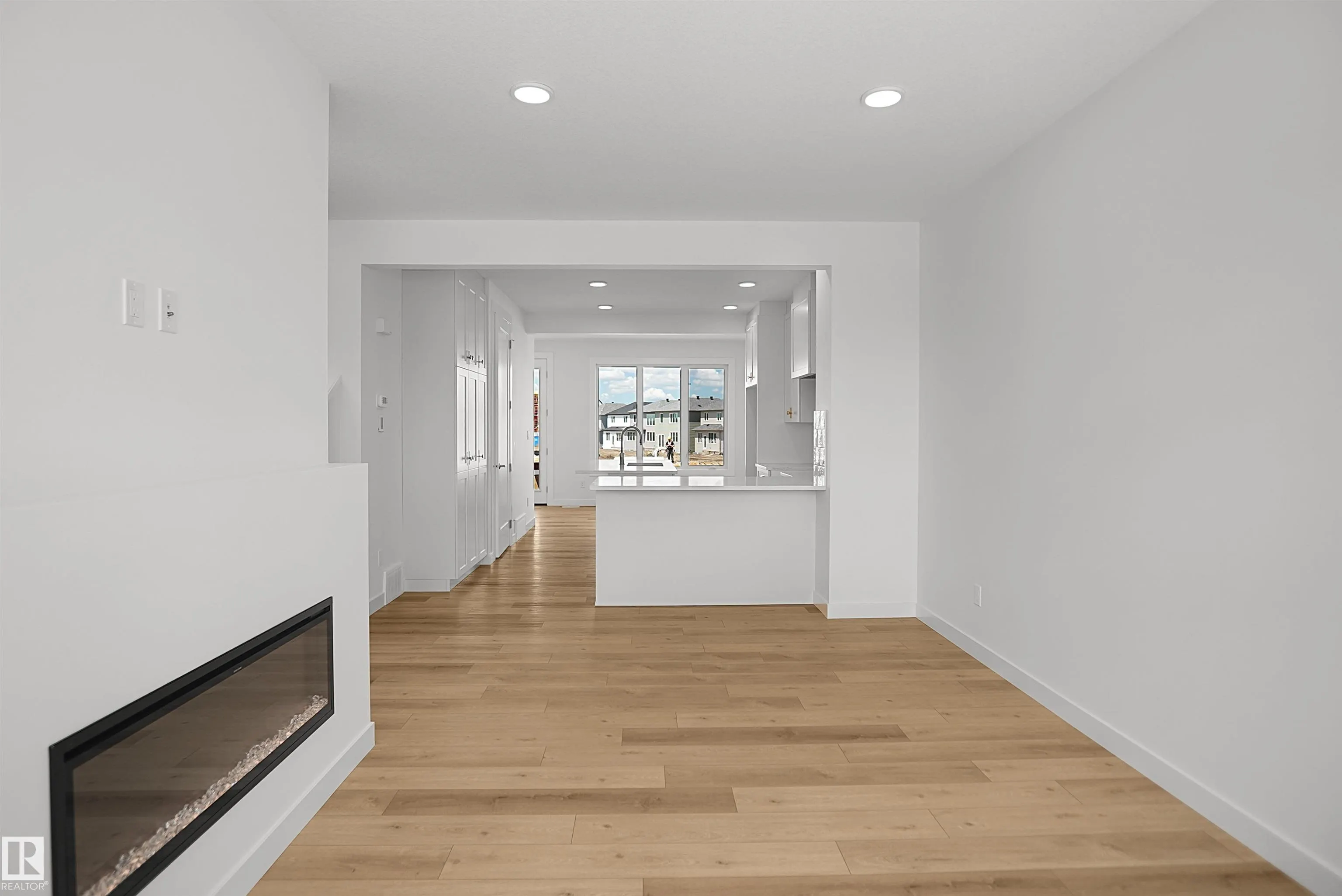 1308 9 Street
