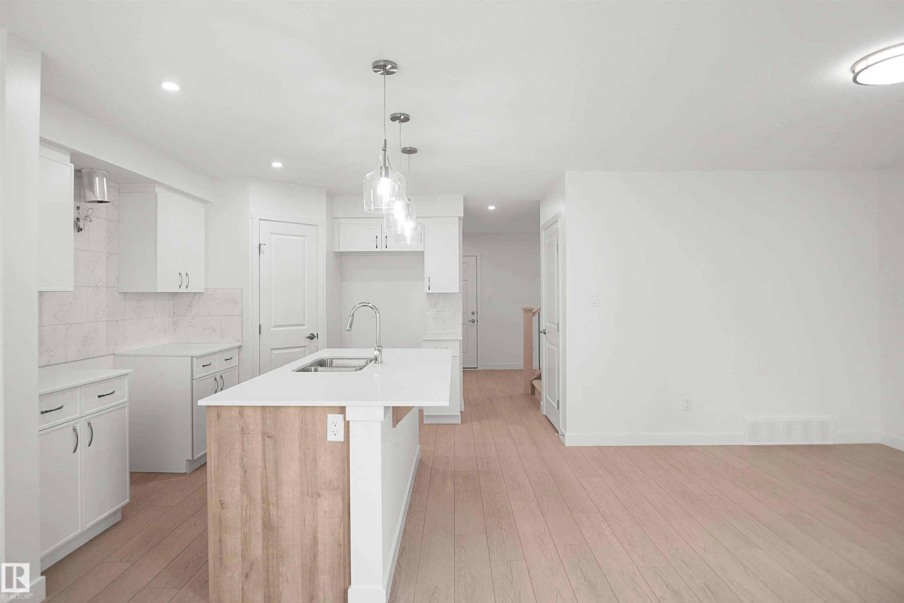 1408 11 Street