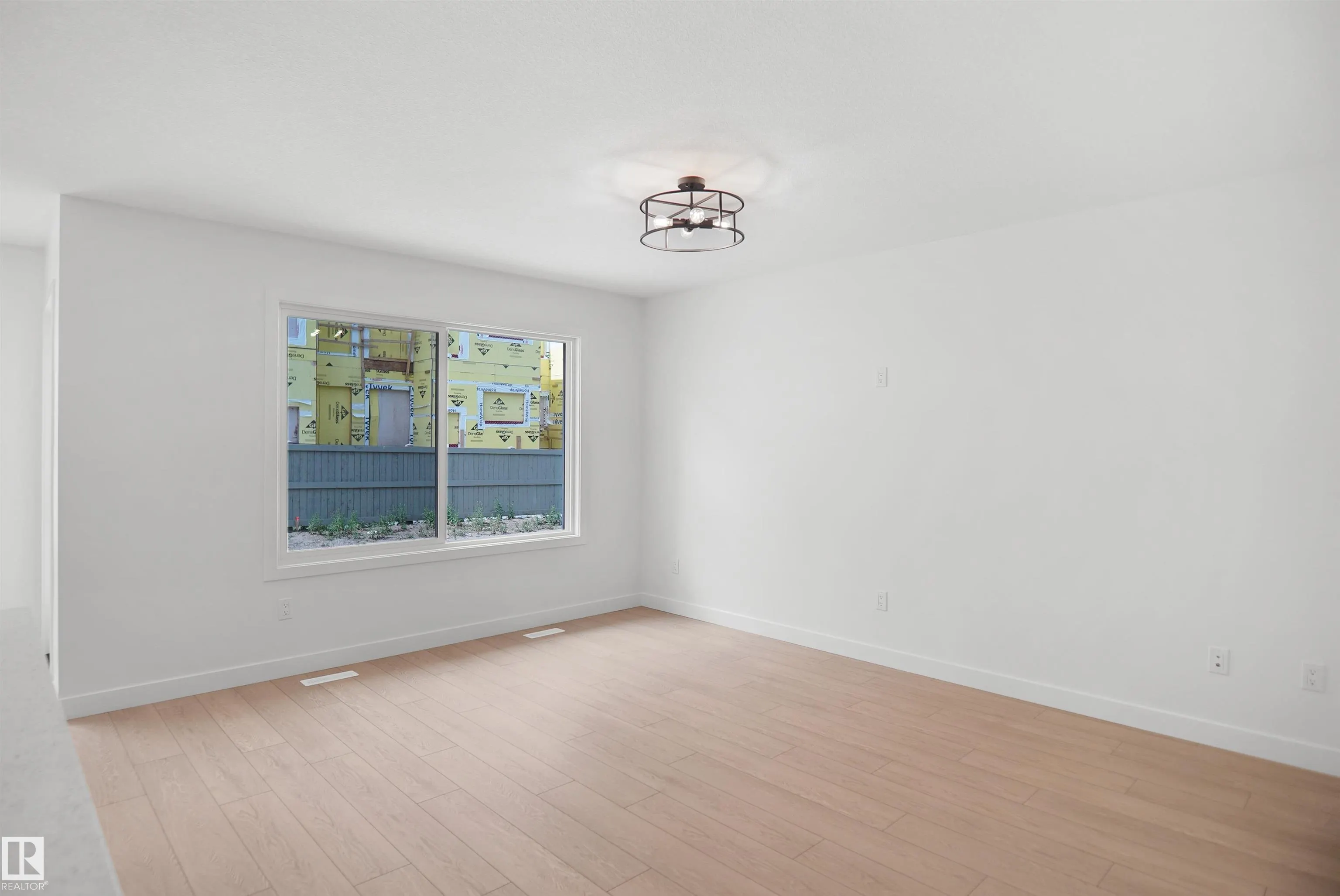 1410 11 Street