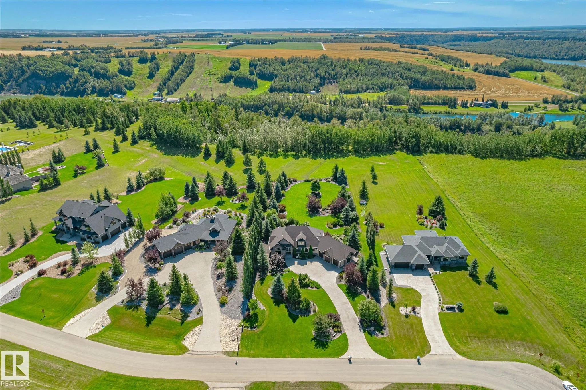 3 Blackhawk Drive