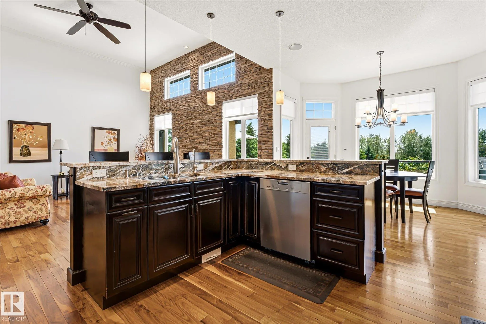 3 Blackhawk Drive