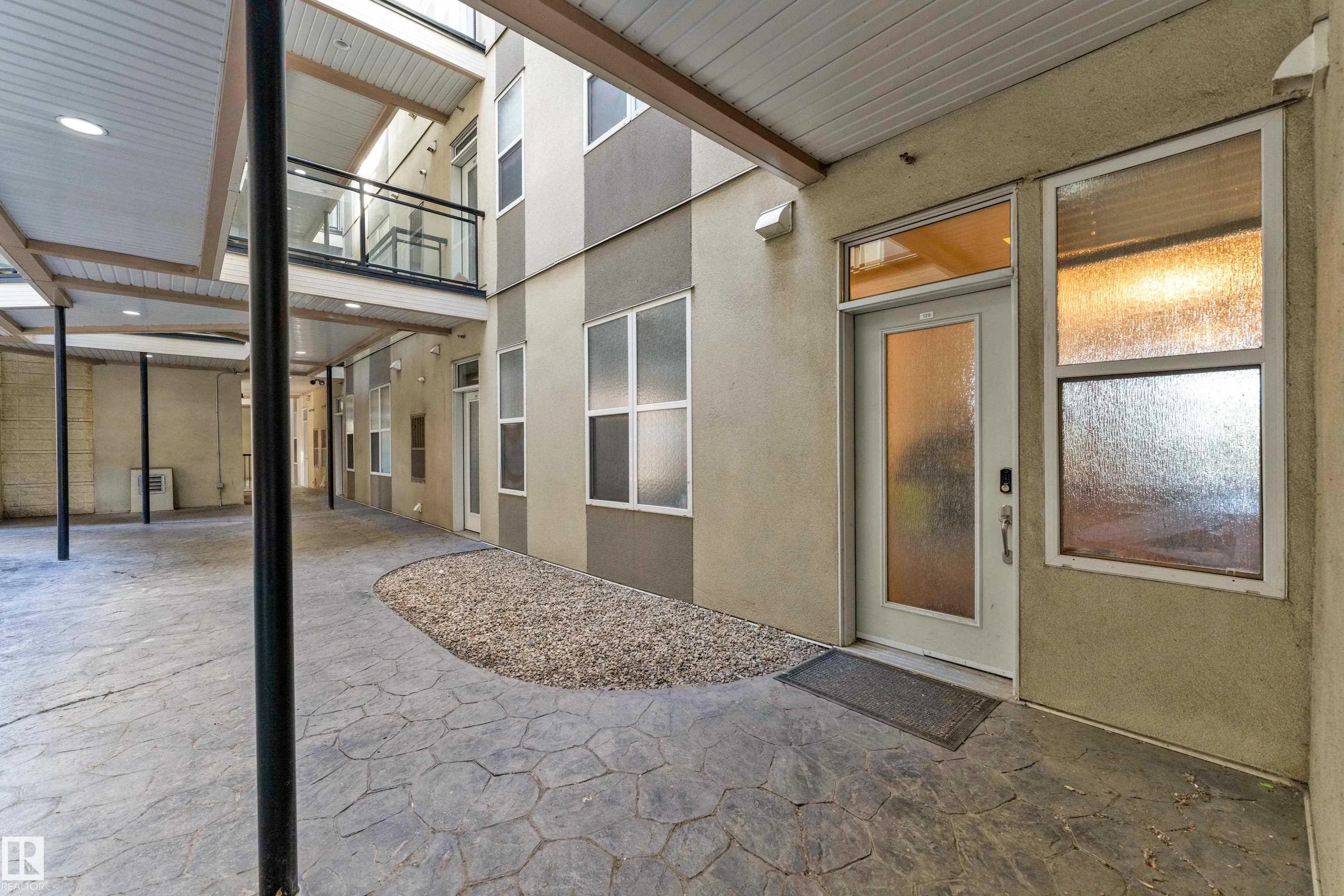 10407 122 Street
