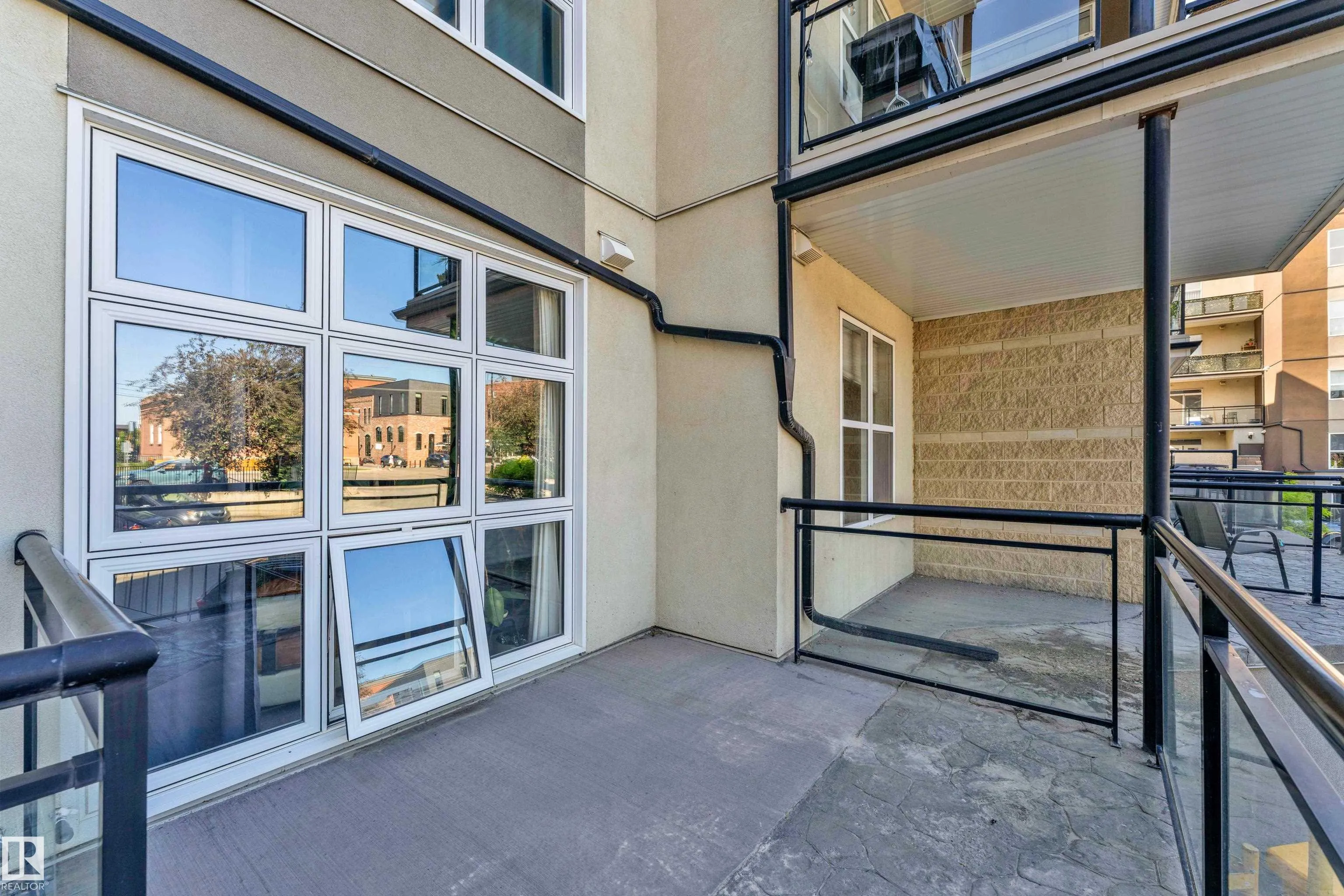 10407 122 Street