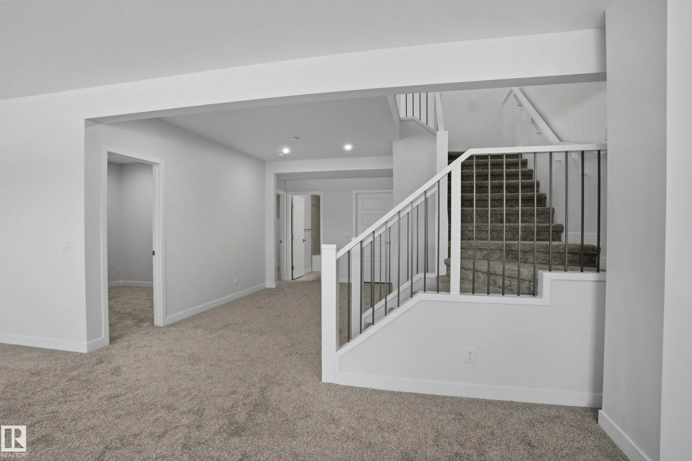 3706 CROSS LANDING Landing