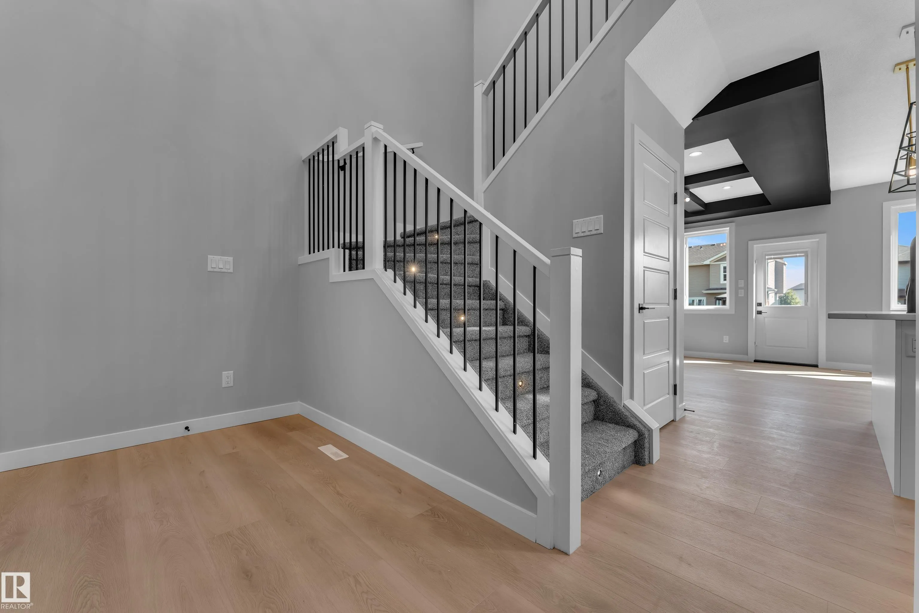 10707 98 Street