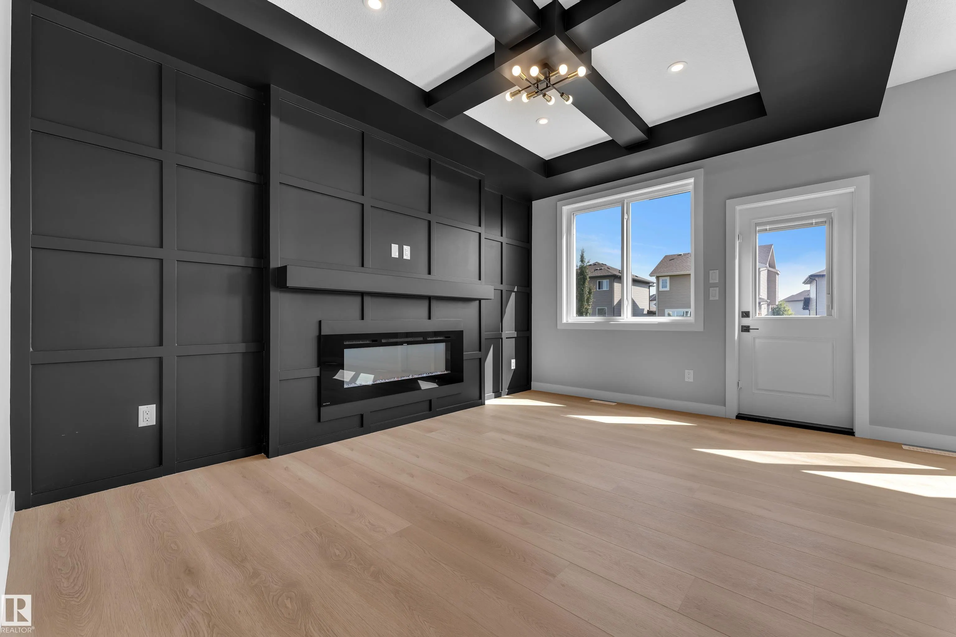 10707 98 Street