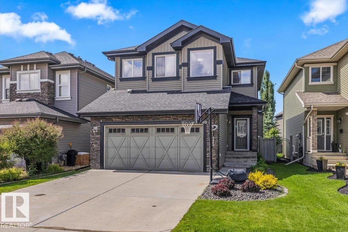 3082 WHITELAW Drive