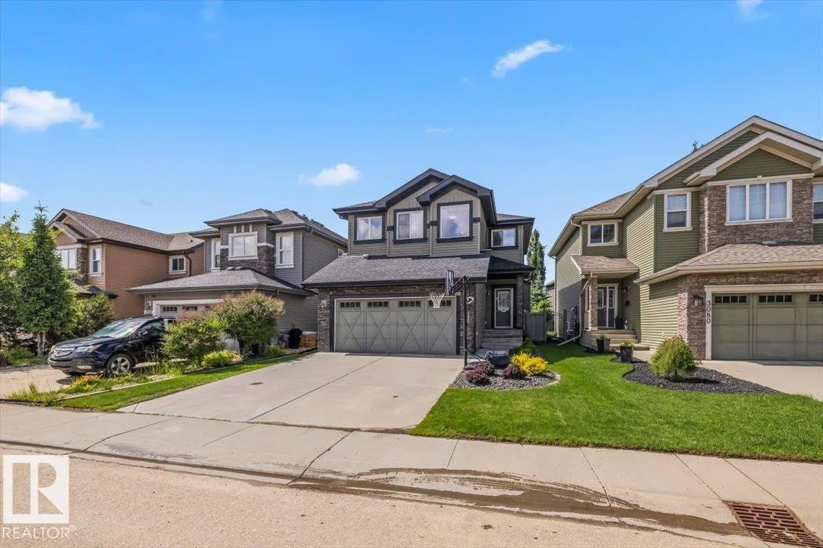 3082 WHITELAW Drive