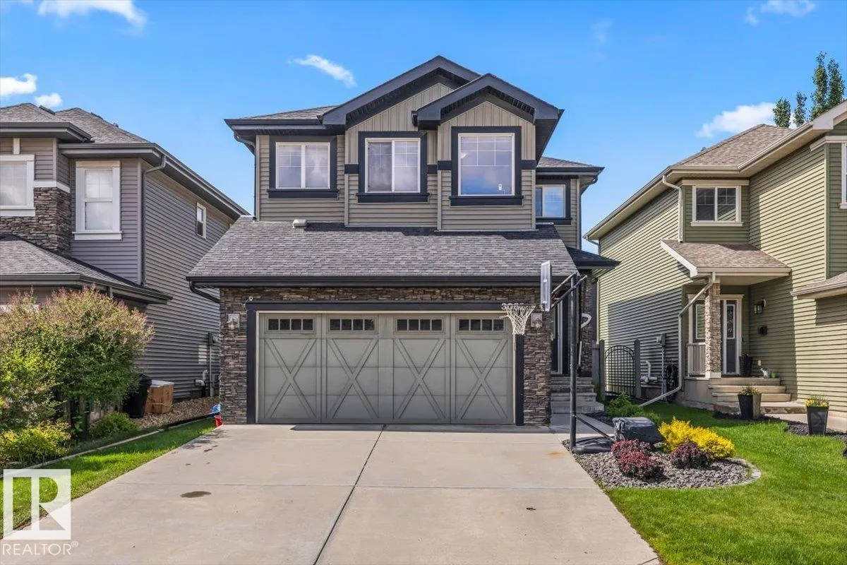 3082 WHITELAW Drive