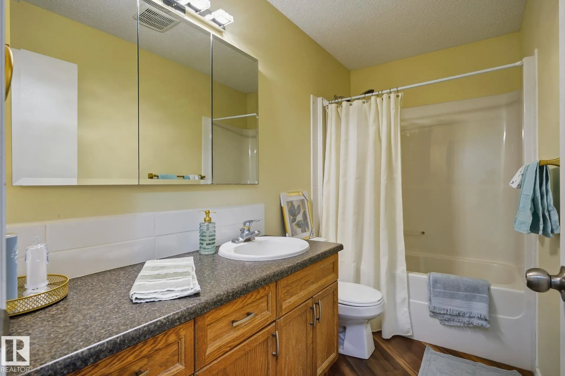 51380A RGE ROAD 205