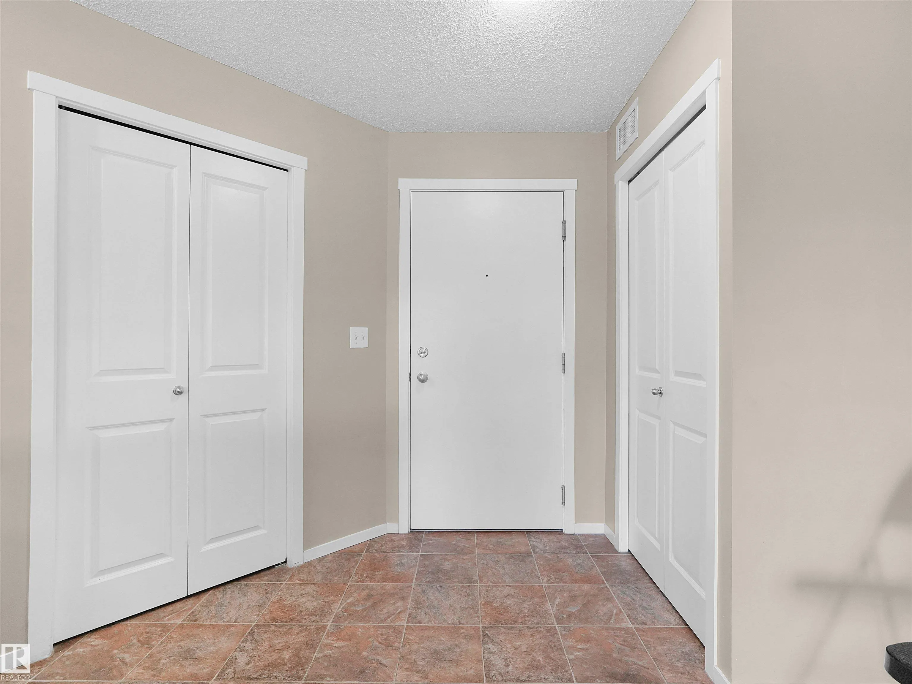 3207 James Mowatt Trail