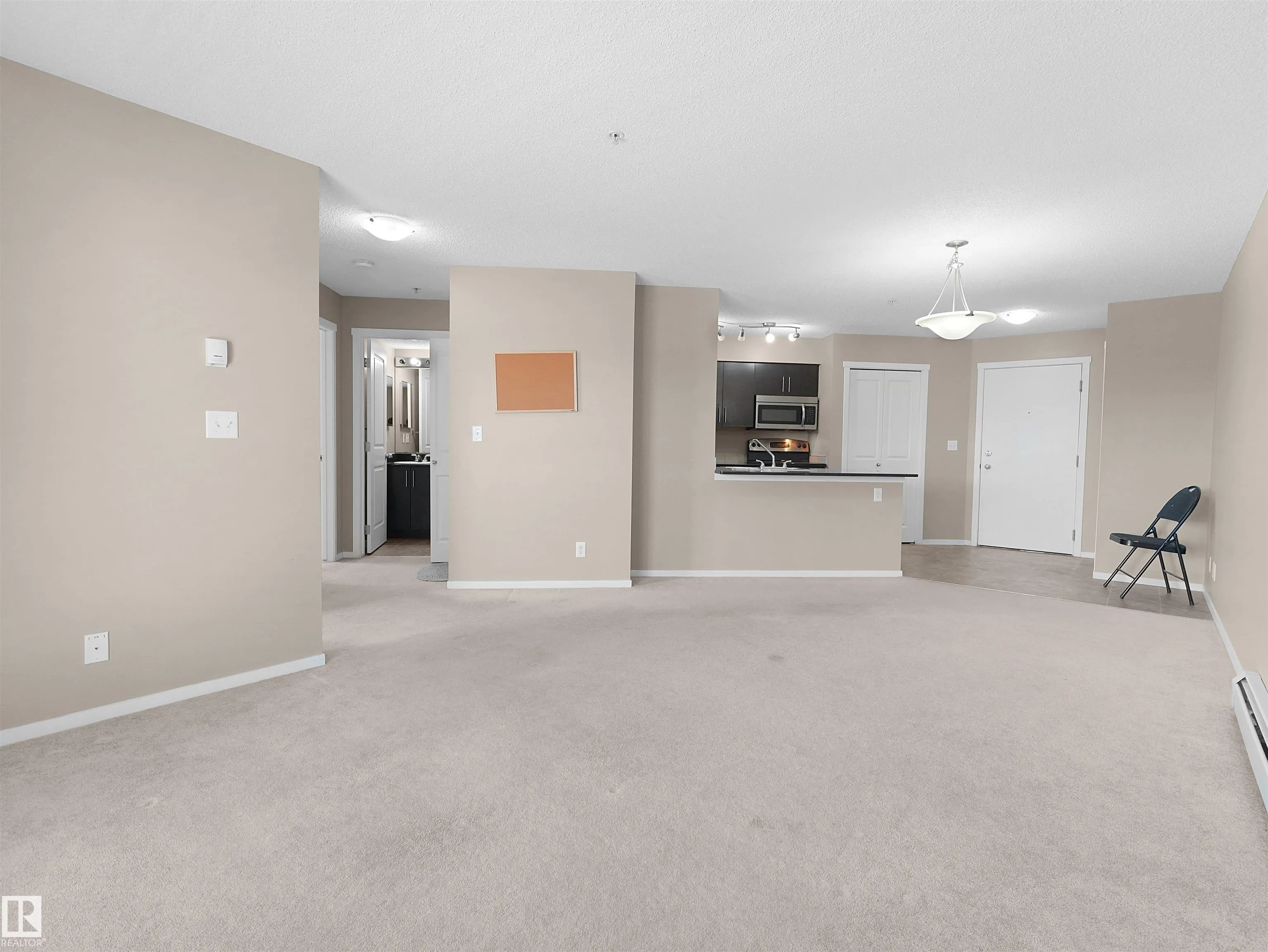 3207 James Mowatt Trail