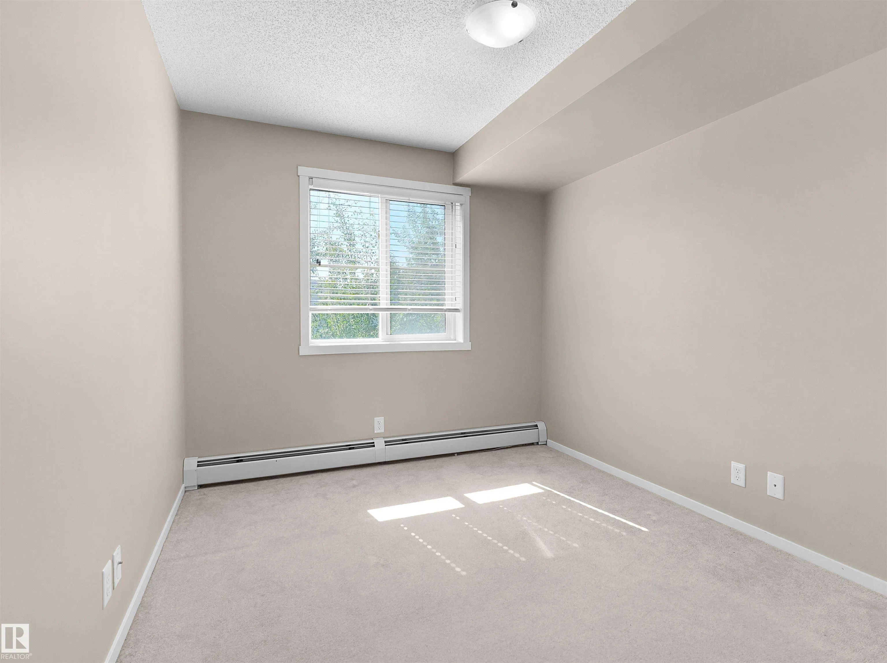 3207 James Mowatt Trail