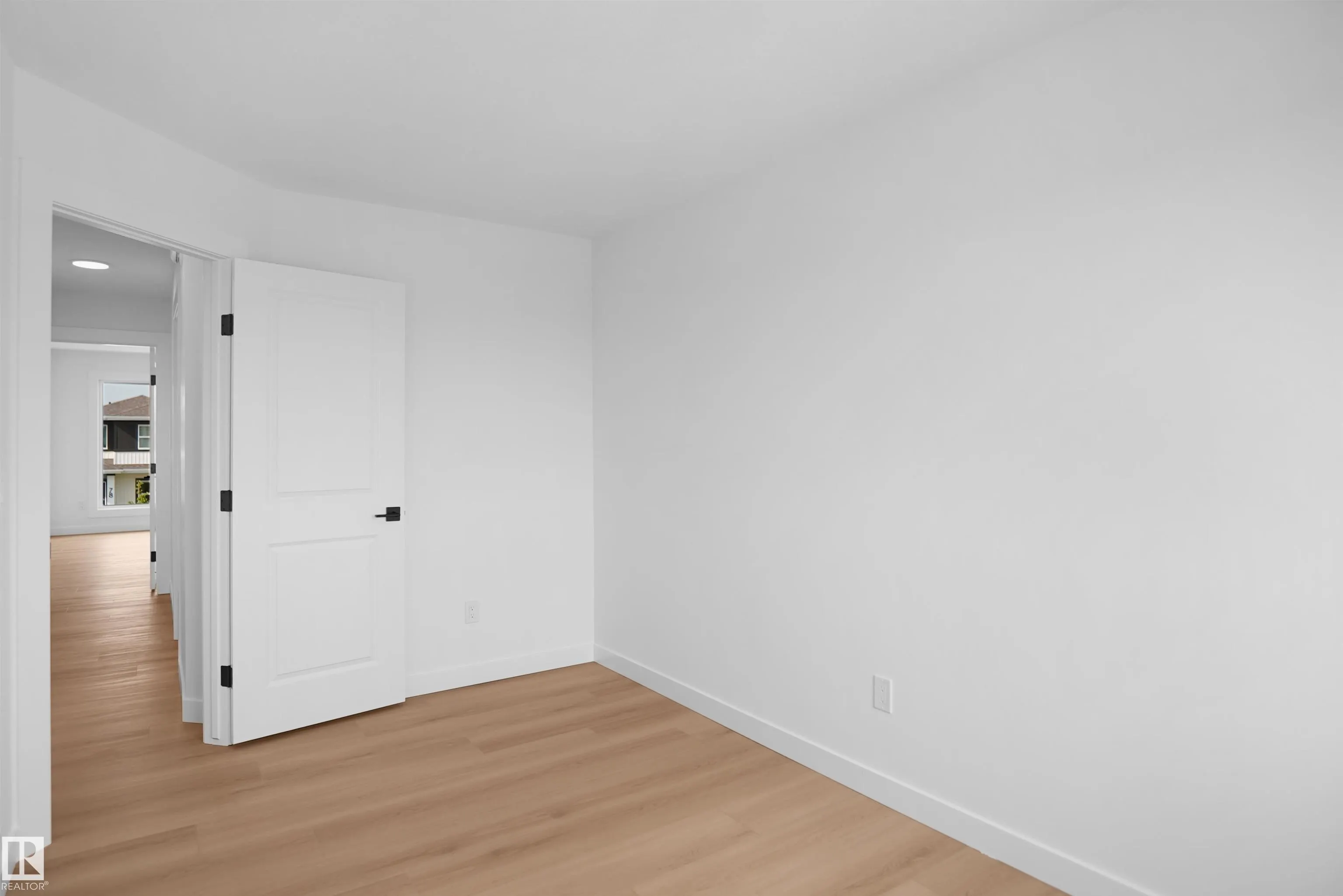 73 SIENNA Boulevard