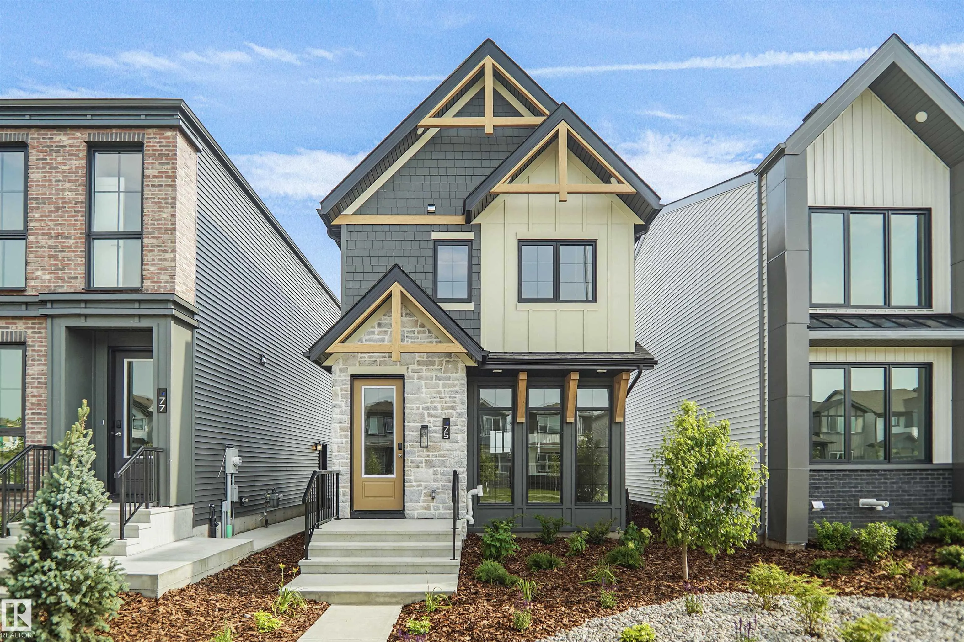 75 SIENNA Boulevard