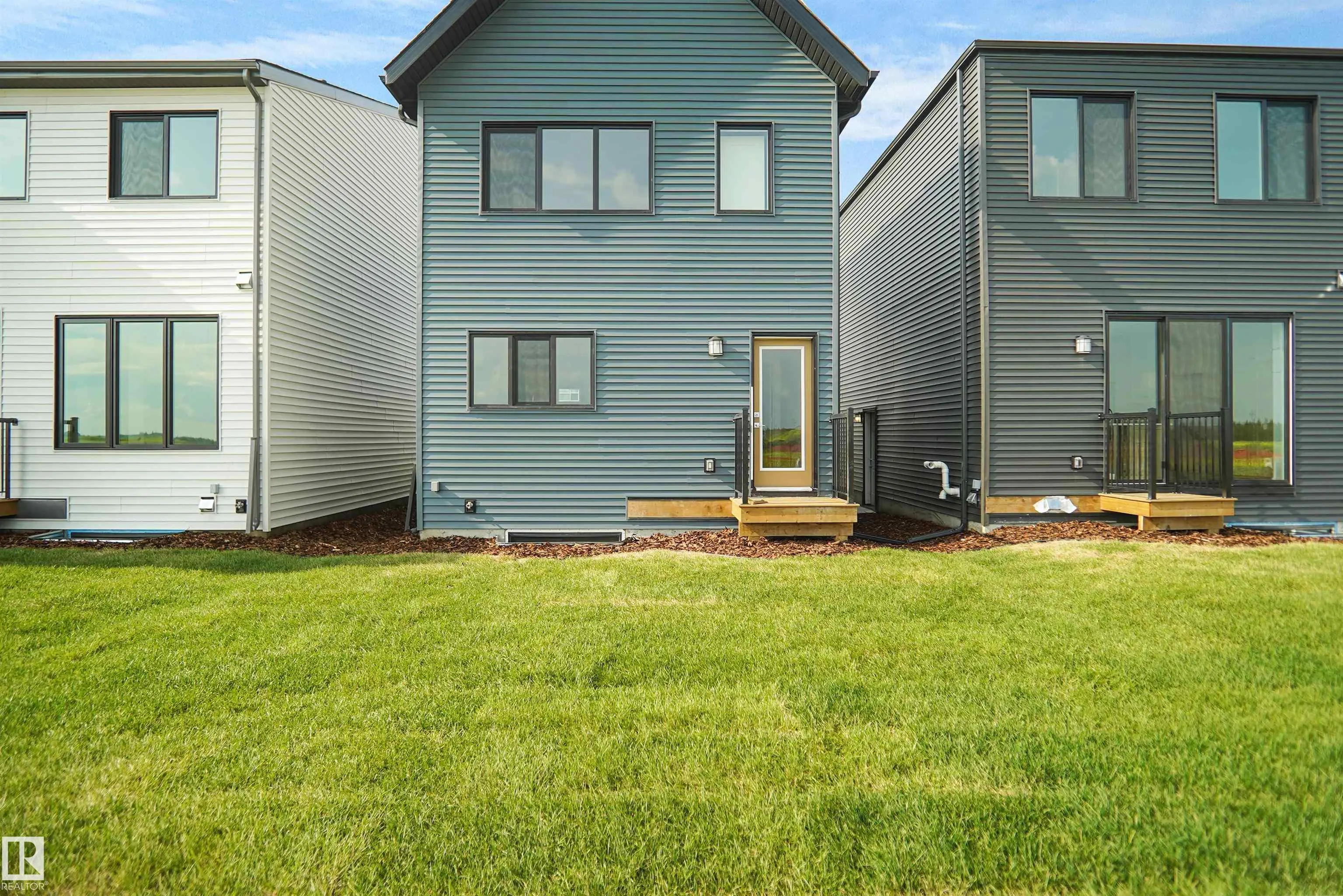75 SIENNA Boulevard