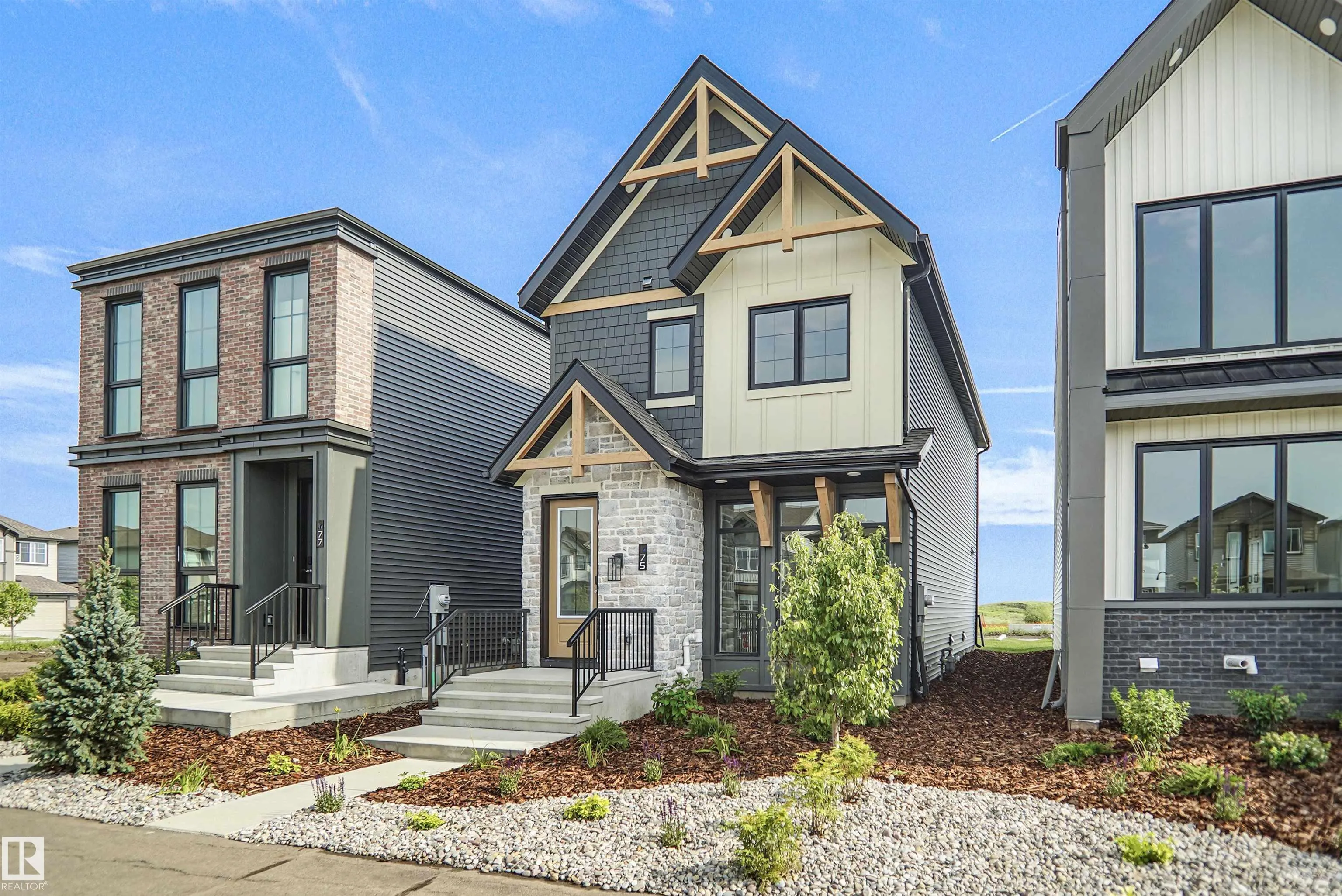 75 SIENNA Boulevard