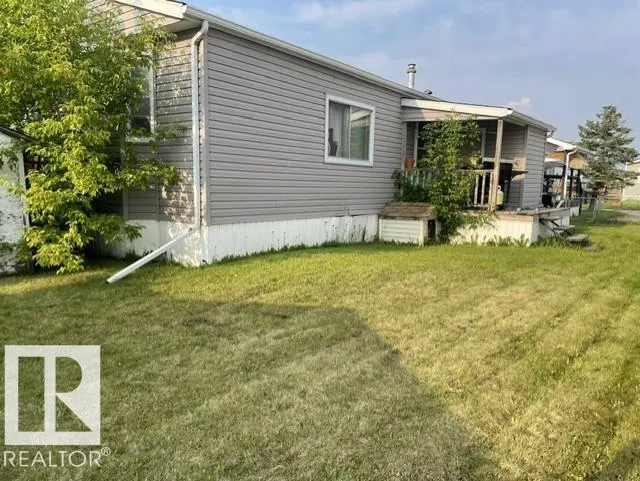 1352 Lakewood Cross