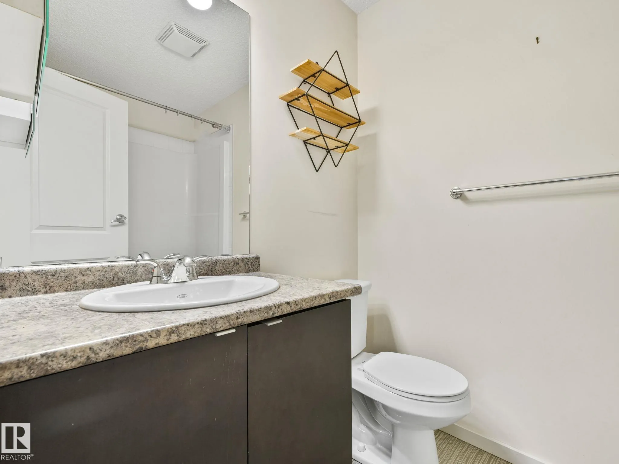 344 WINDERMERE Road