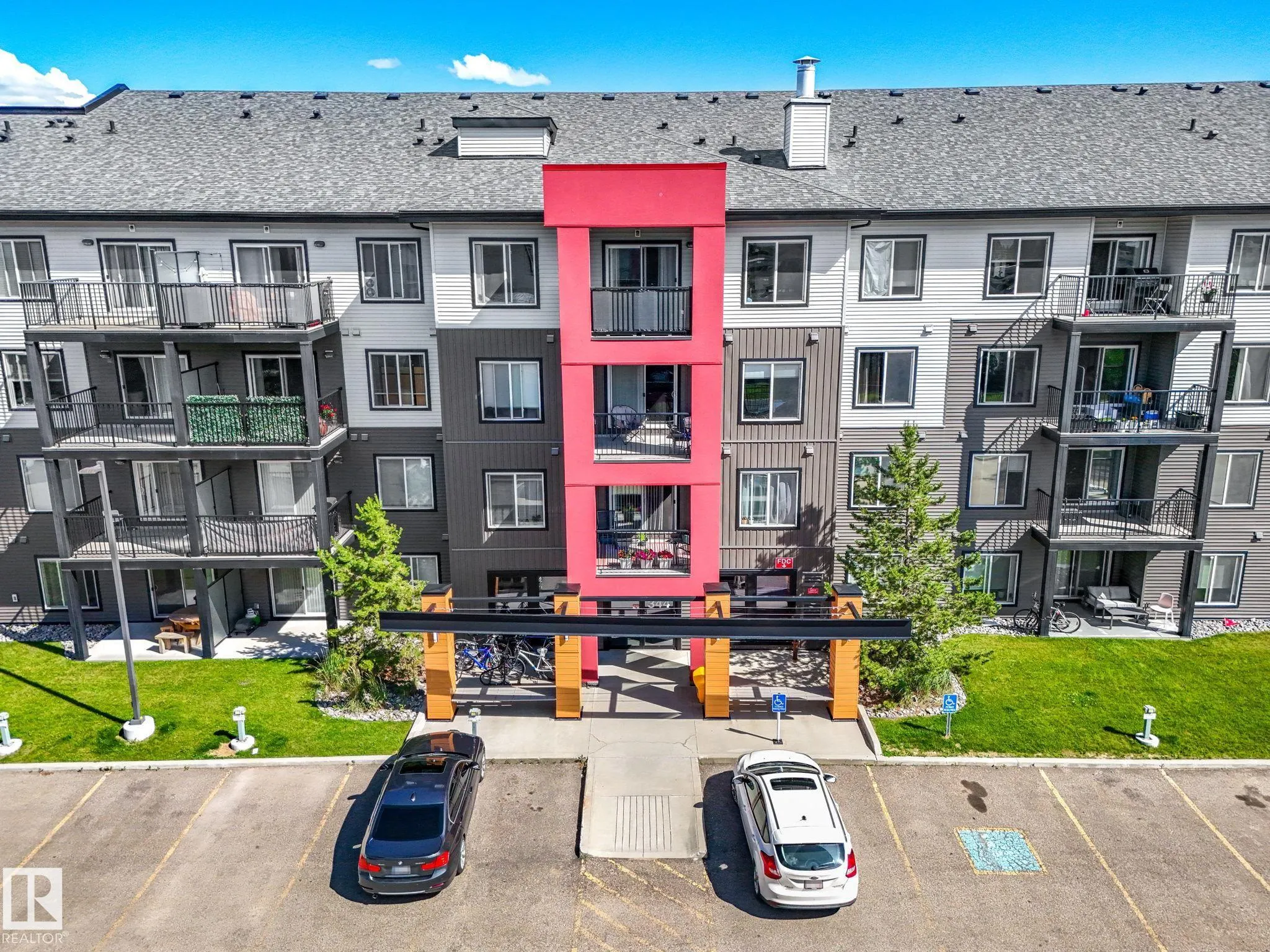 344 WINDERMERE Road