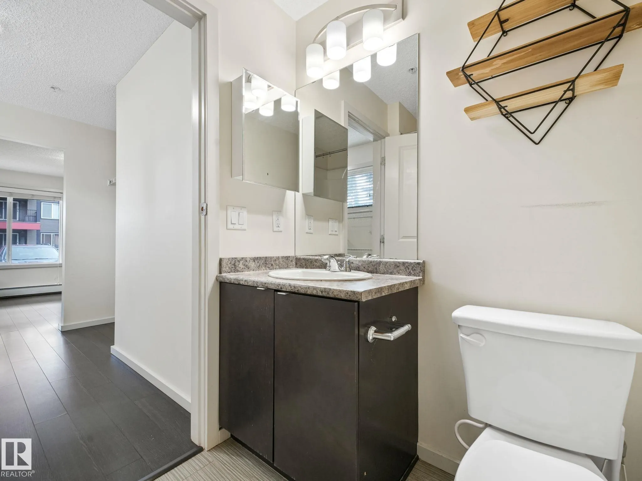 344 WINDERMERE Road