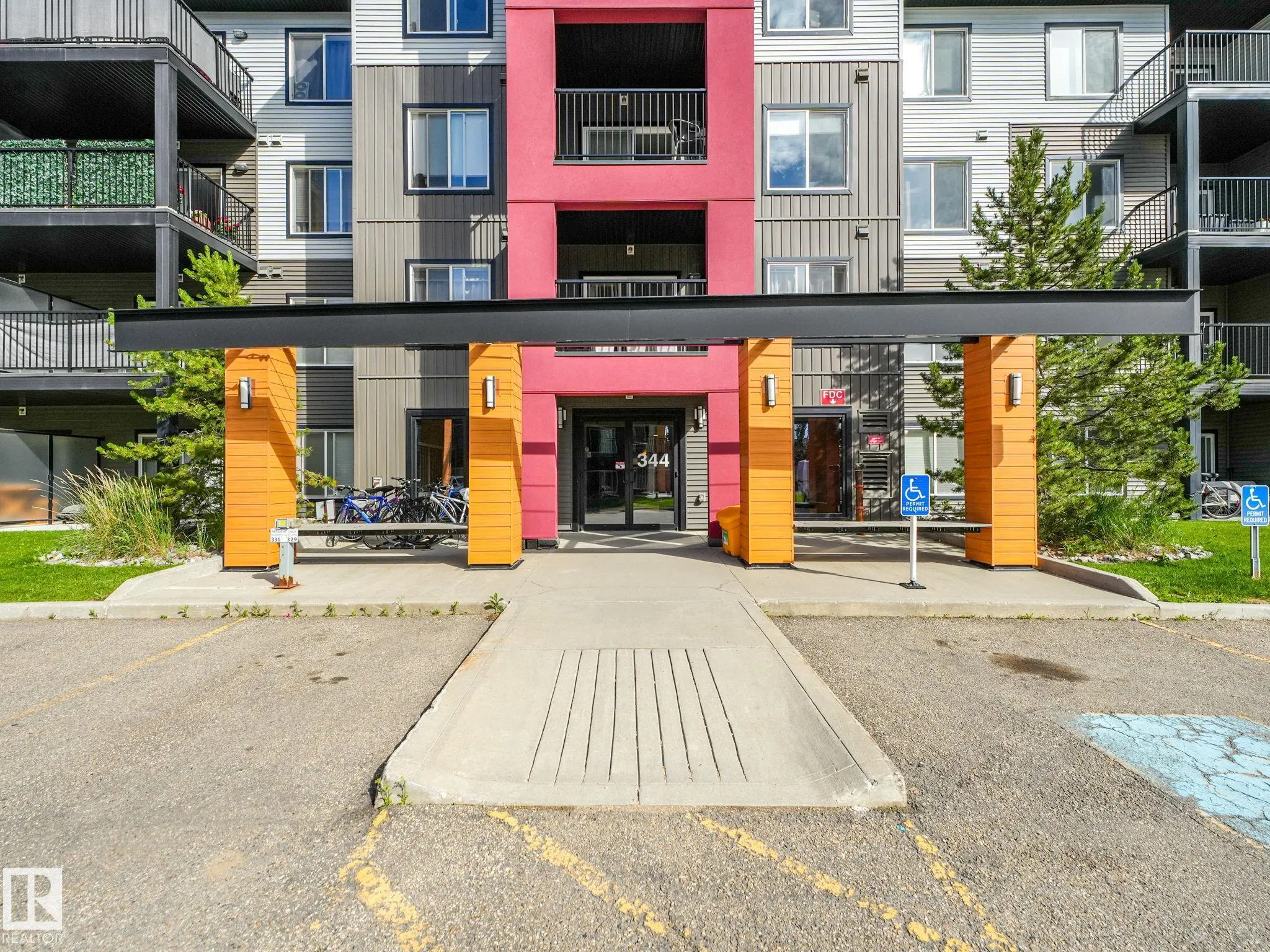 344 WINDERMERE Road