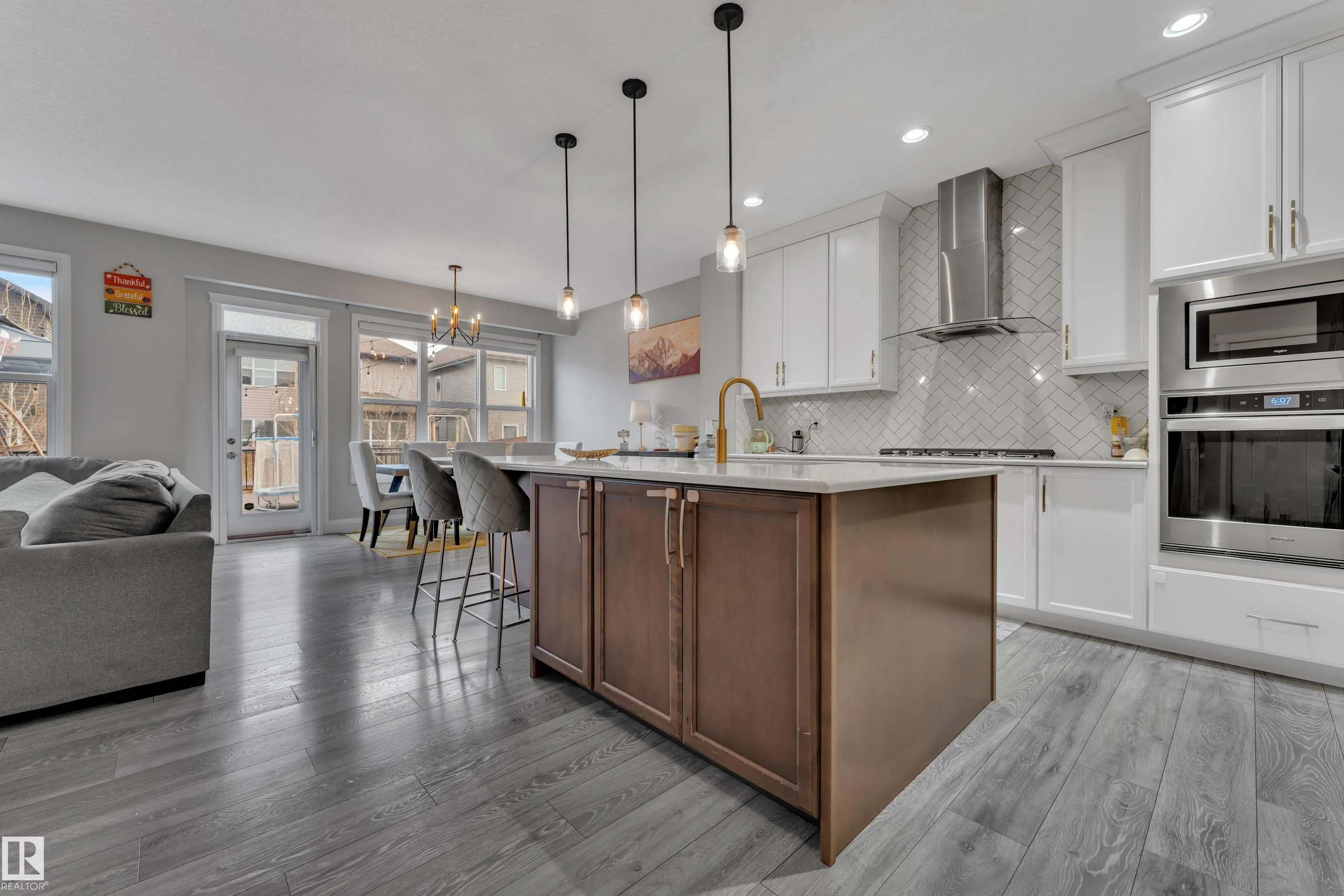 29 SUNLAND Way