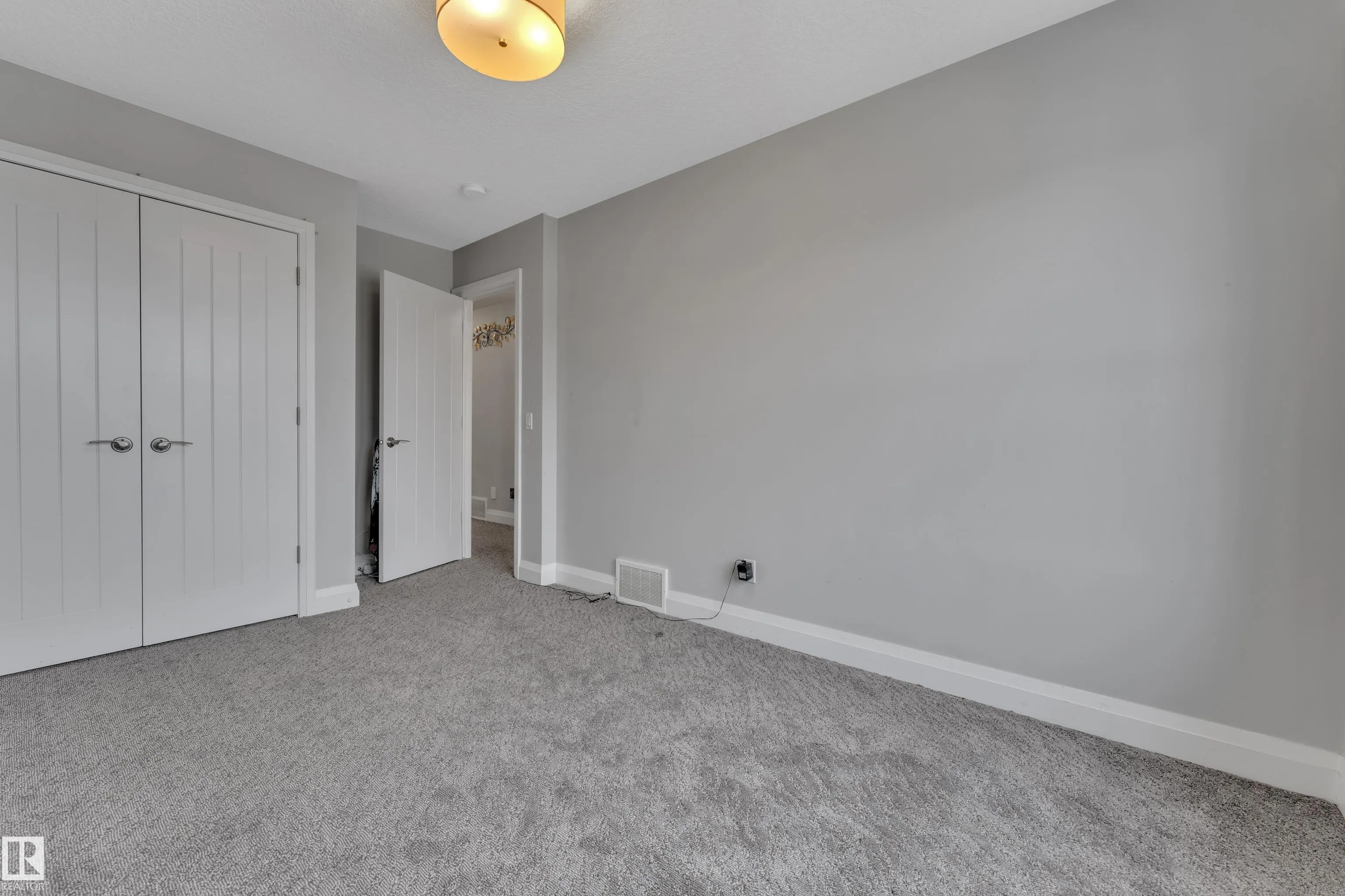 29 SUNLAND Way