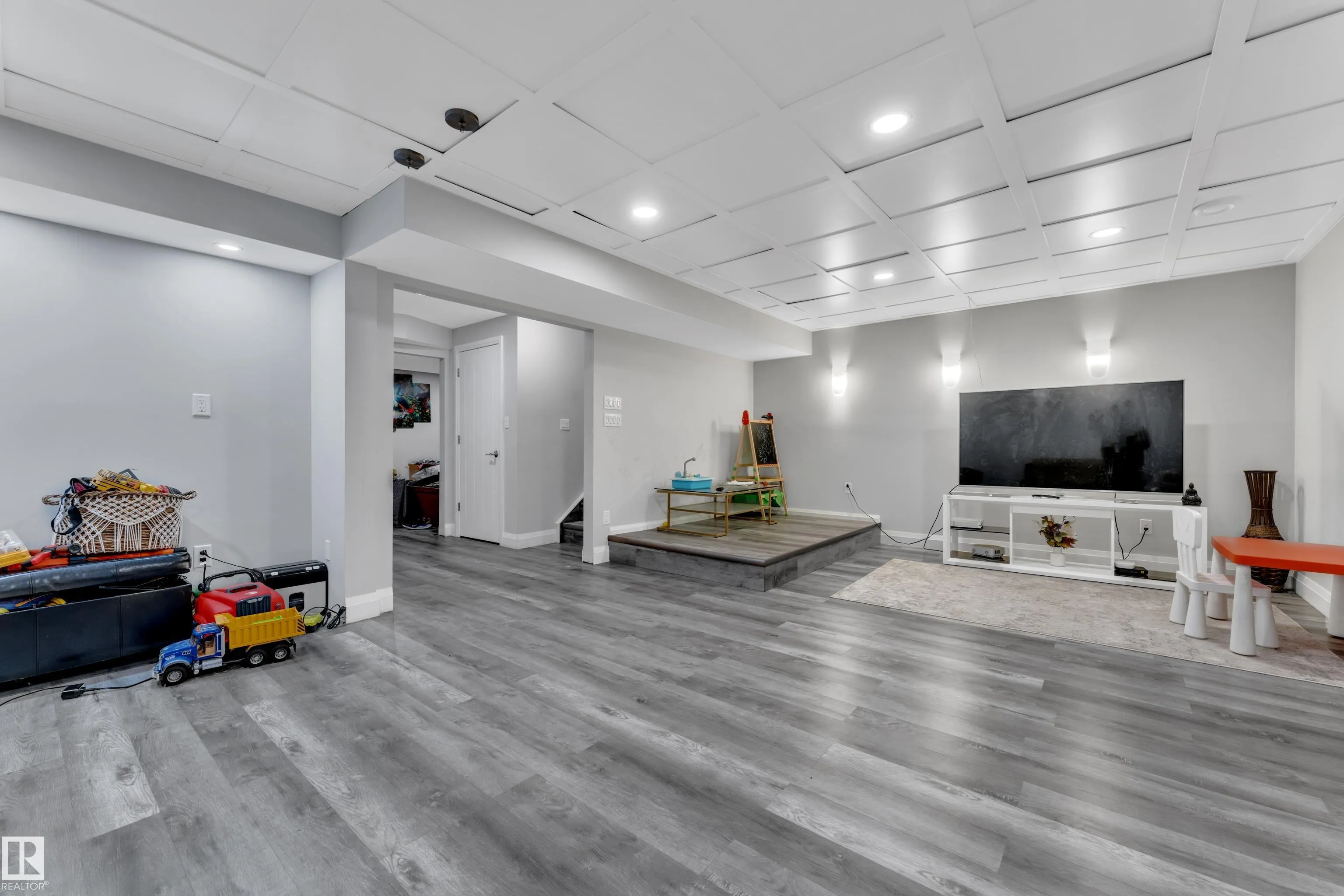 29 SUNLAND Way