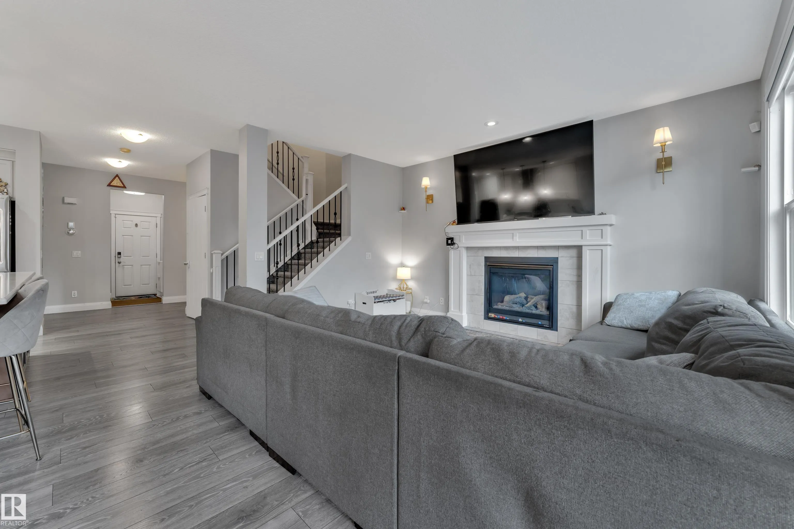 29 SUNLAND Way