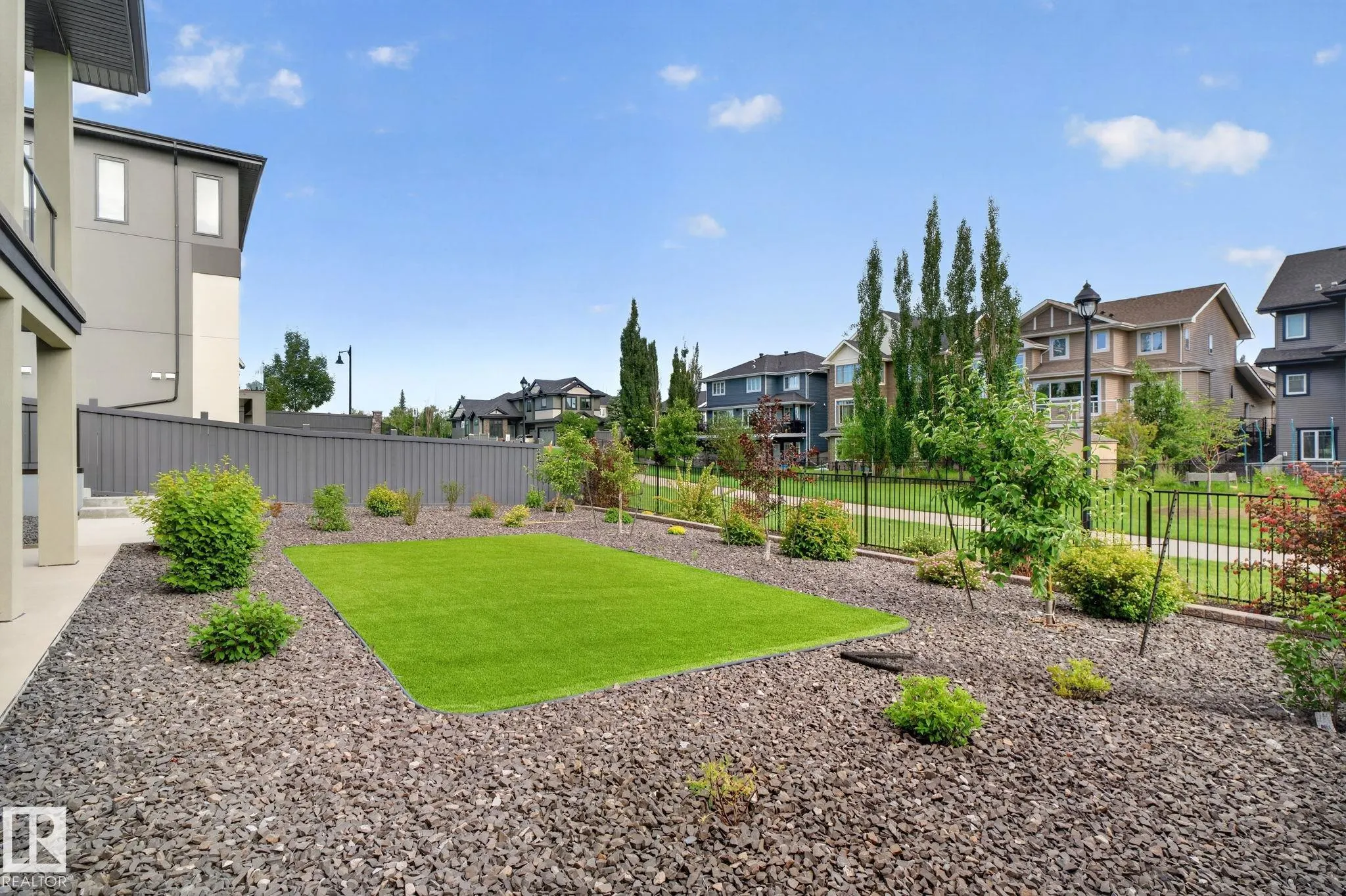 4707 WOOLSEY Common
