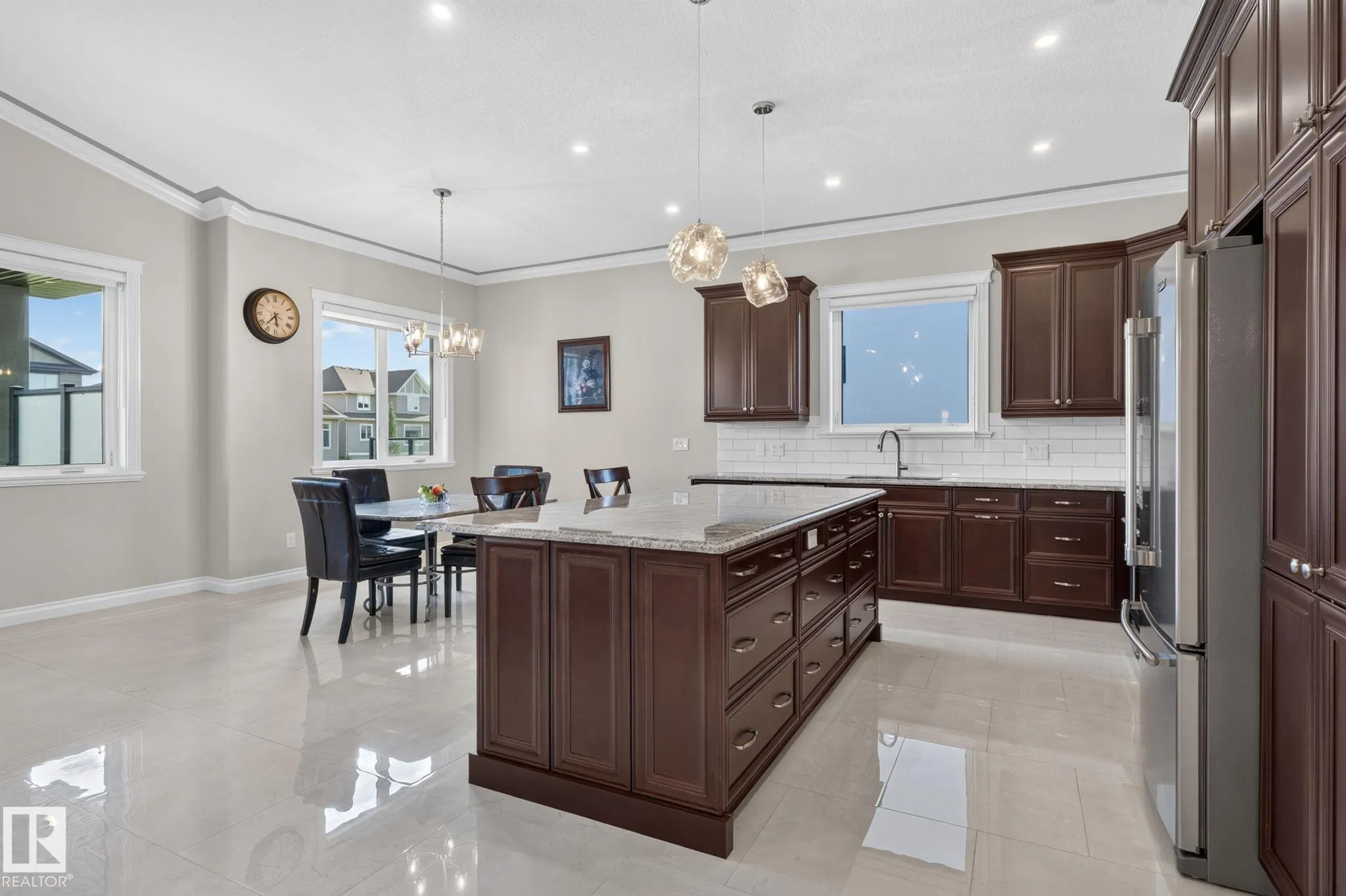 4707 WOOLSEY Common