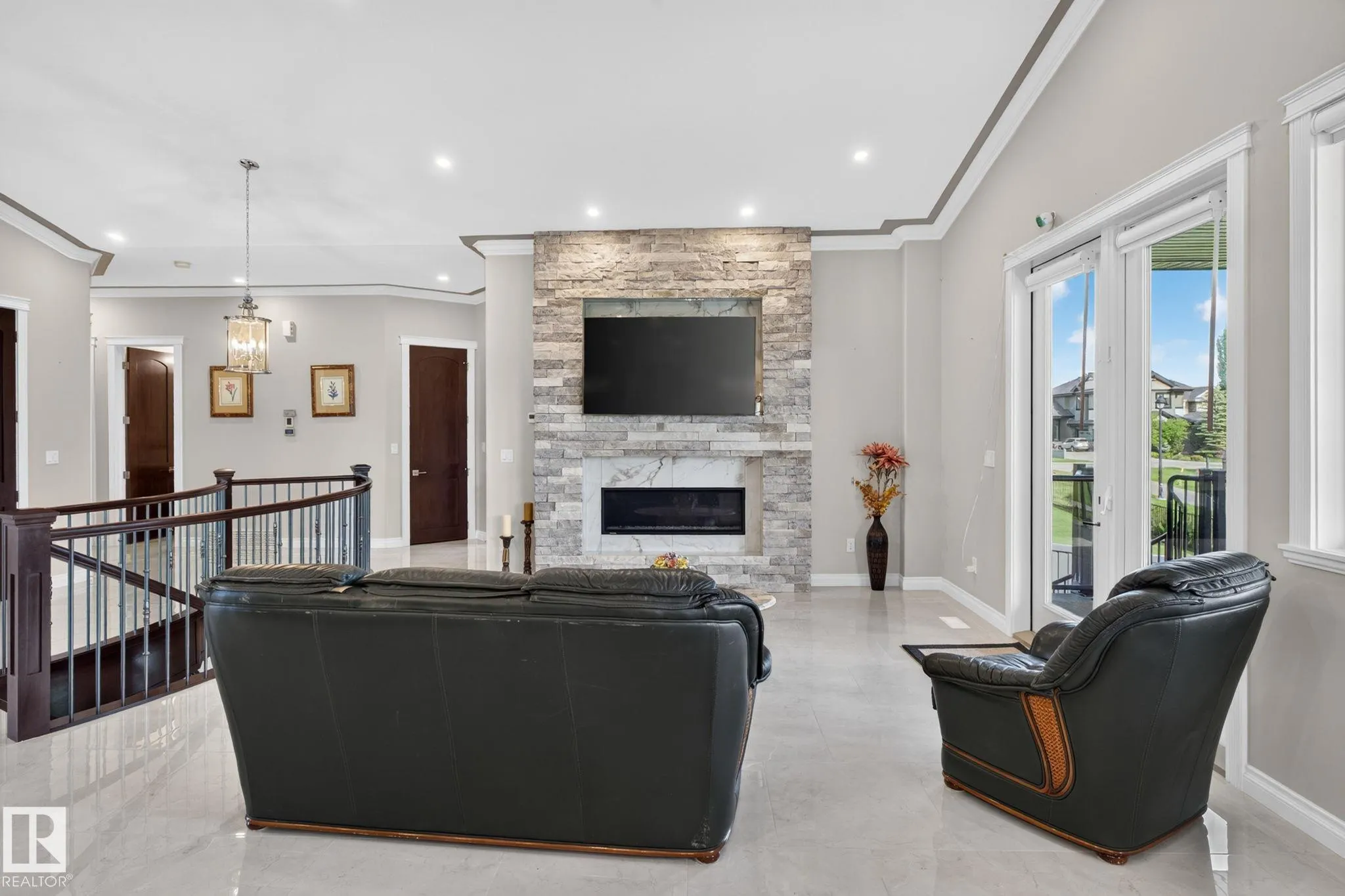 4707 WOOLSEY Common