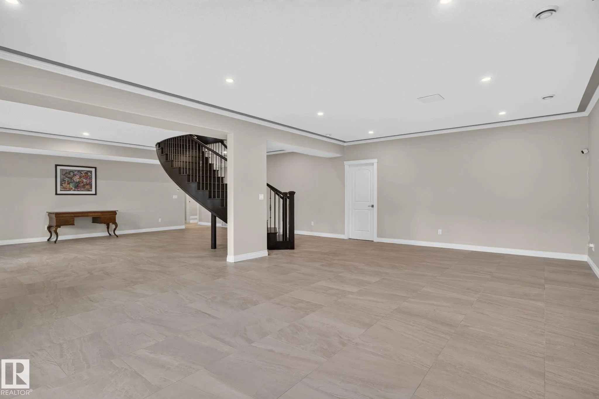 4707 WOOLSEY Common