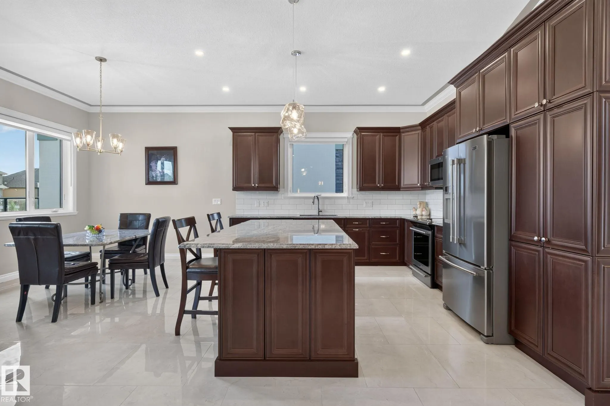 4707 WOOLSEY Common