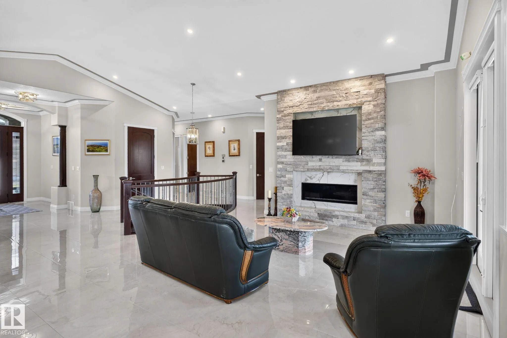 4707 WOOLSEY Common