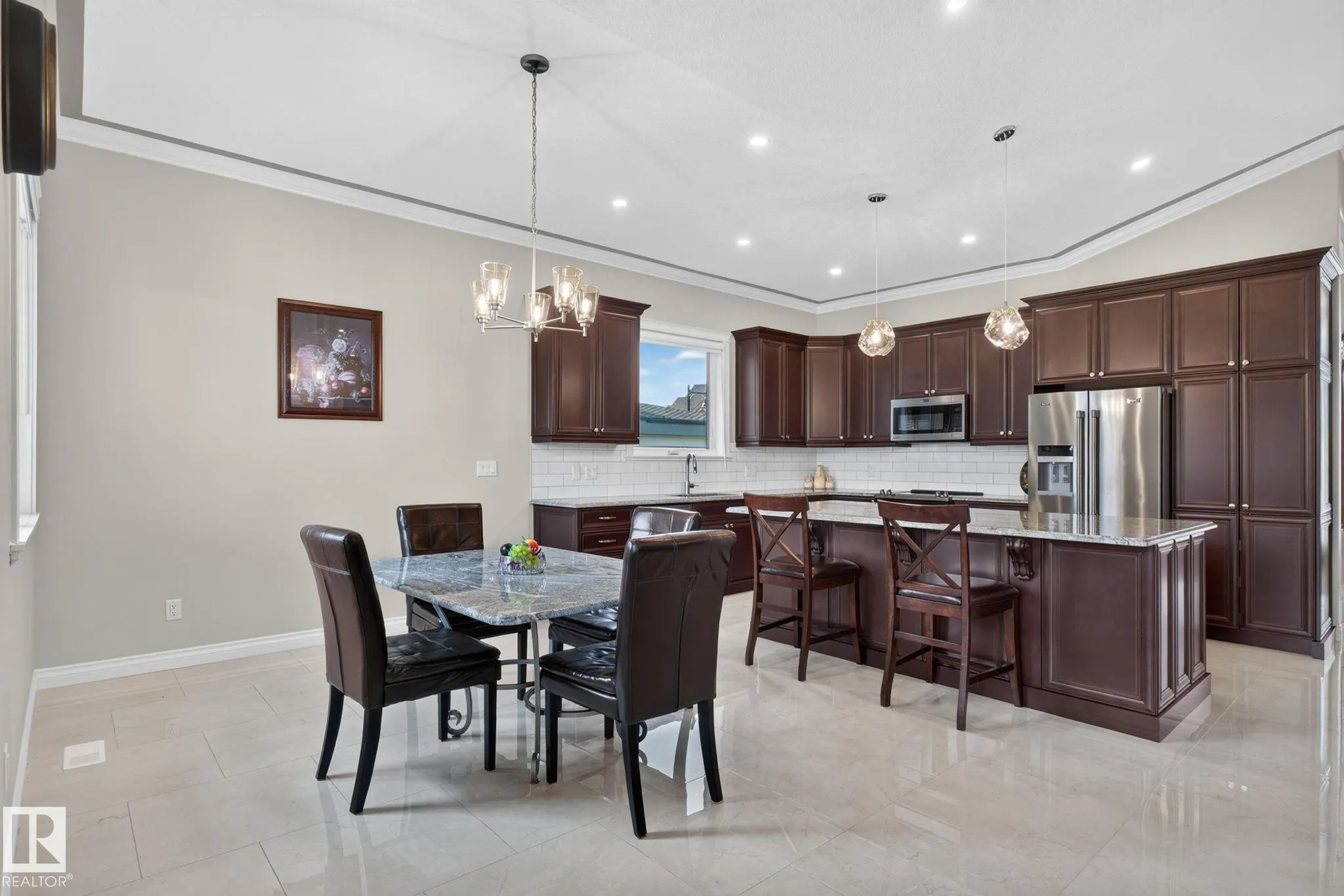 4707 WOOLSEY Common