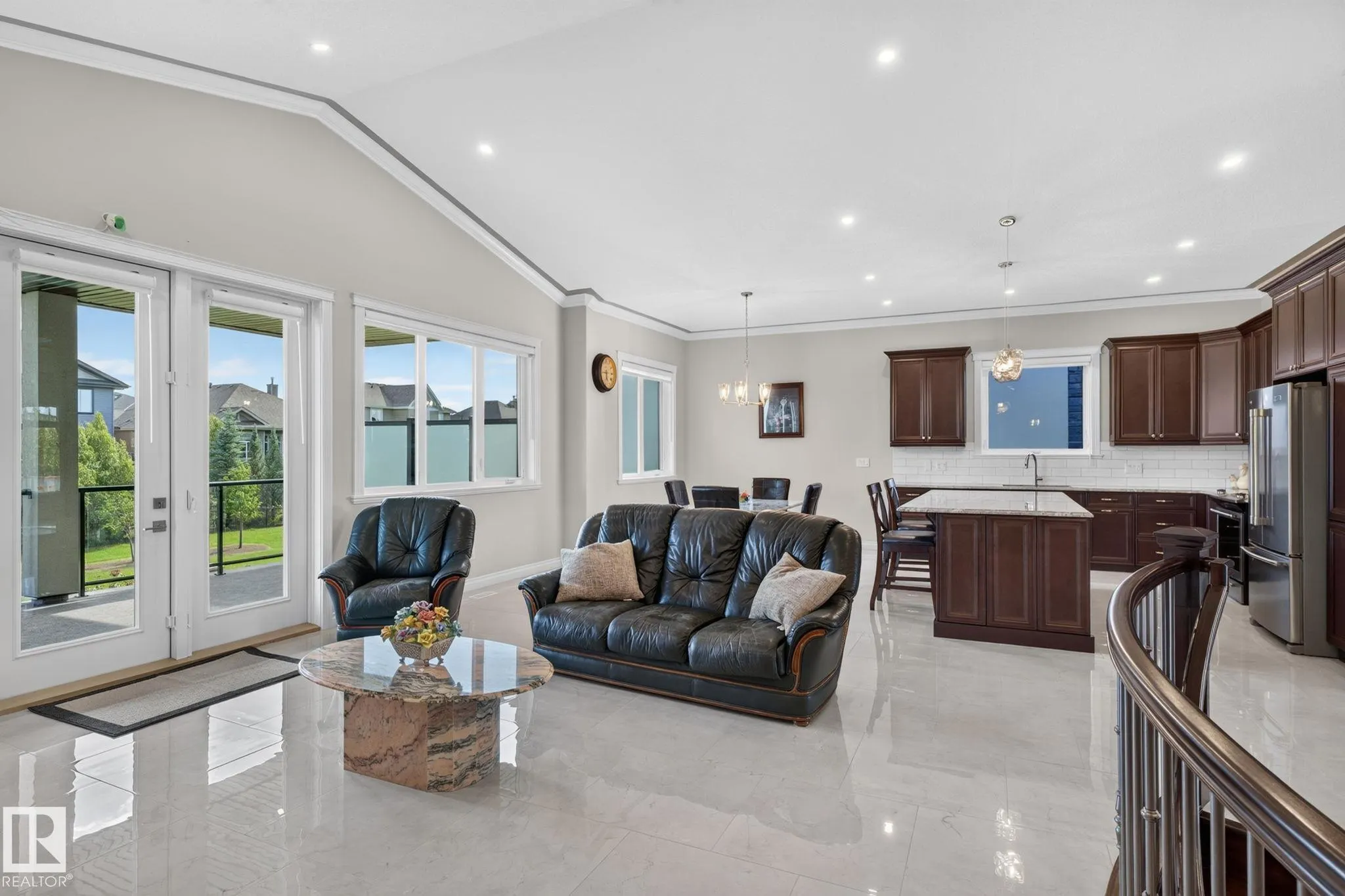 4707 WOOLSEY Common