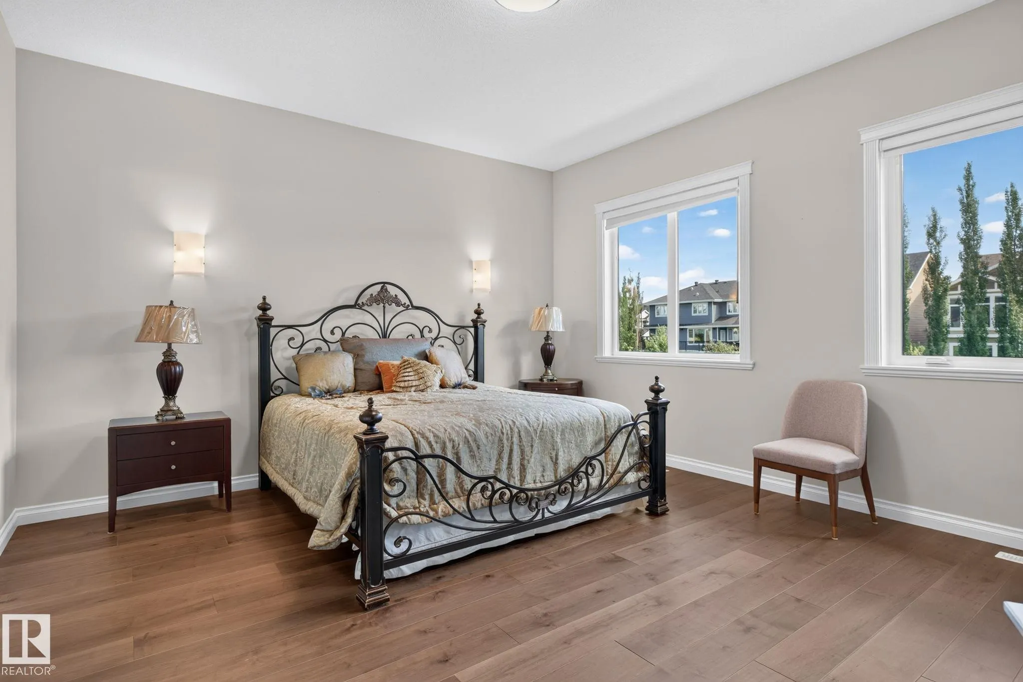 4707 WOOLSEY Common
