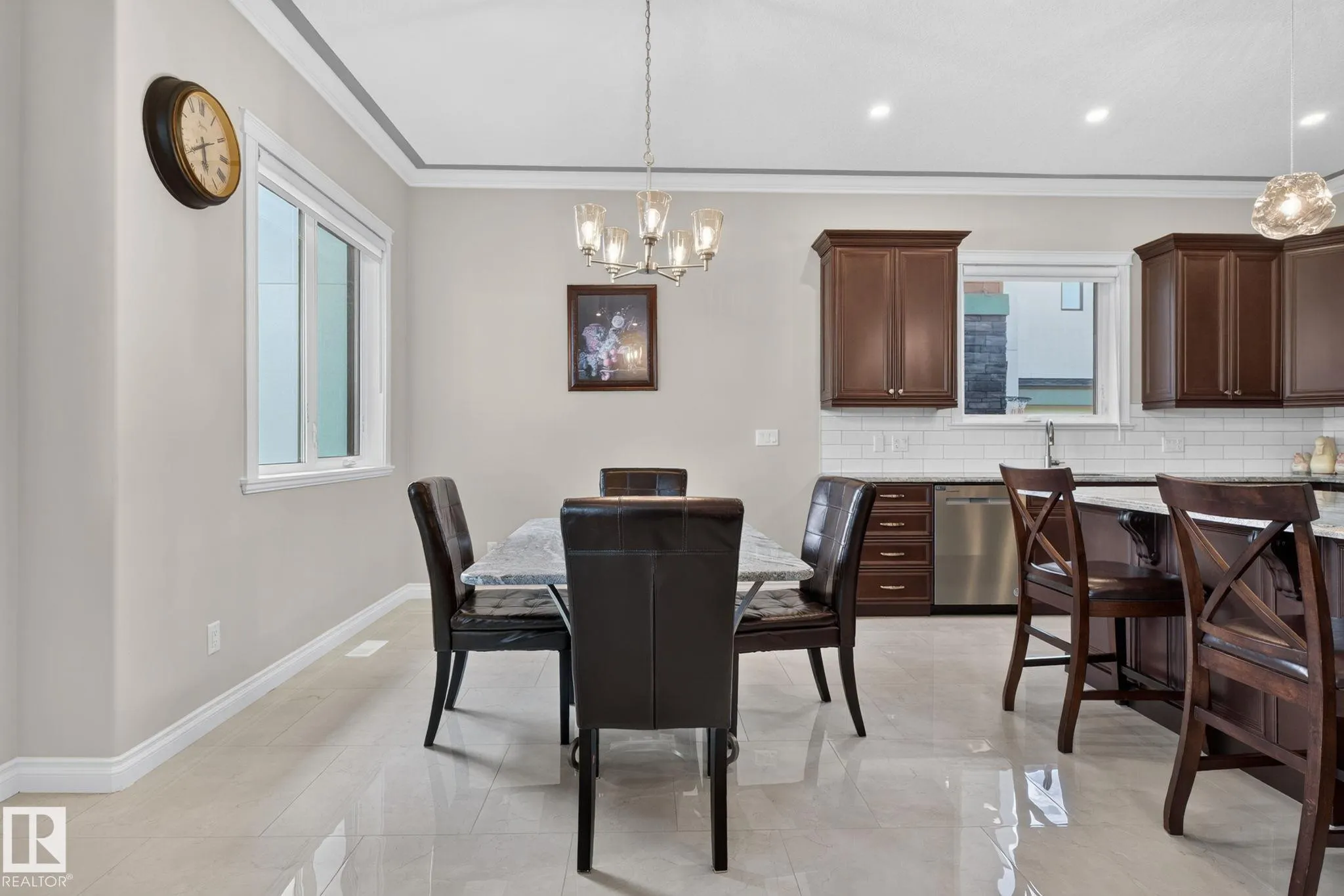 4707 WOOLSEY Common