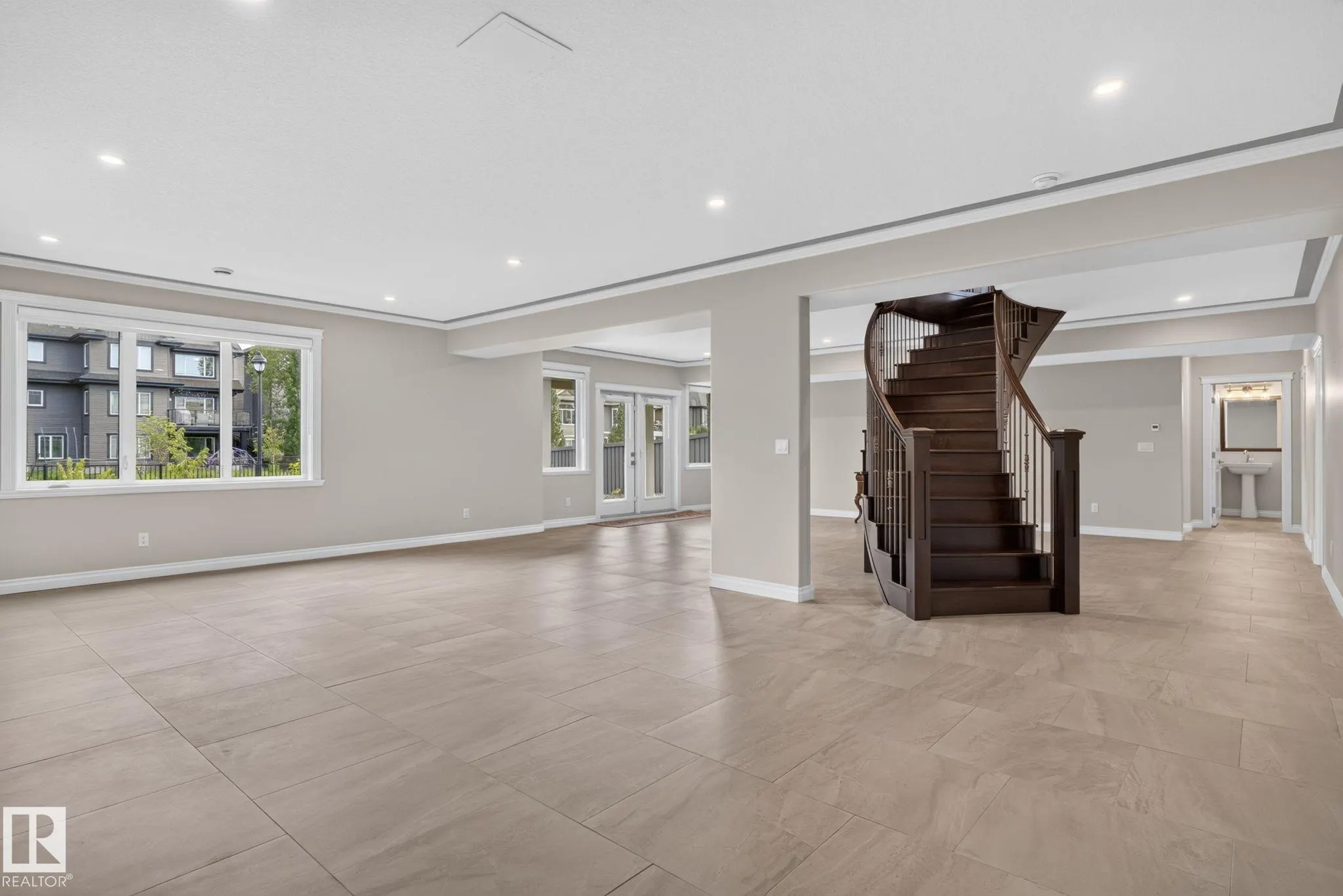 4707 WOOLSEY Common
