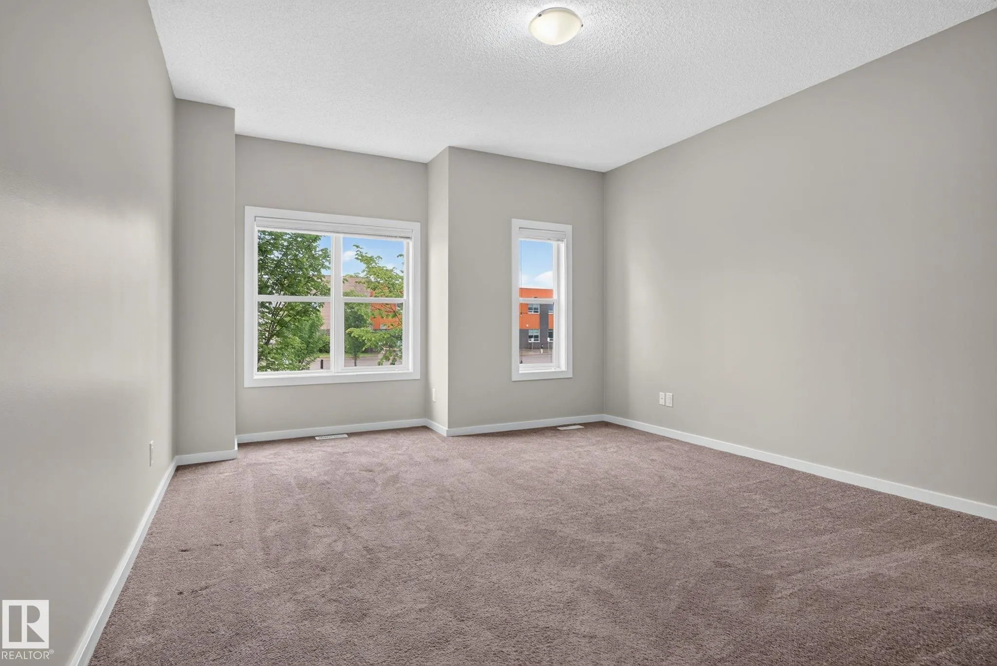 3710 ALLAN Drive
