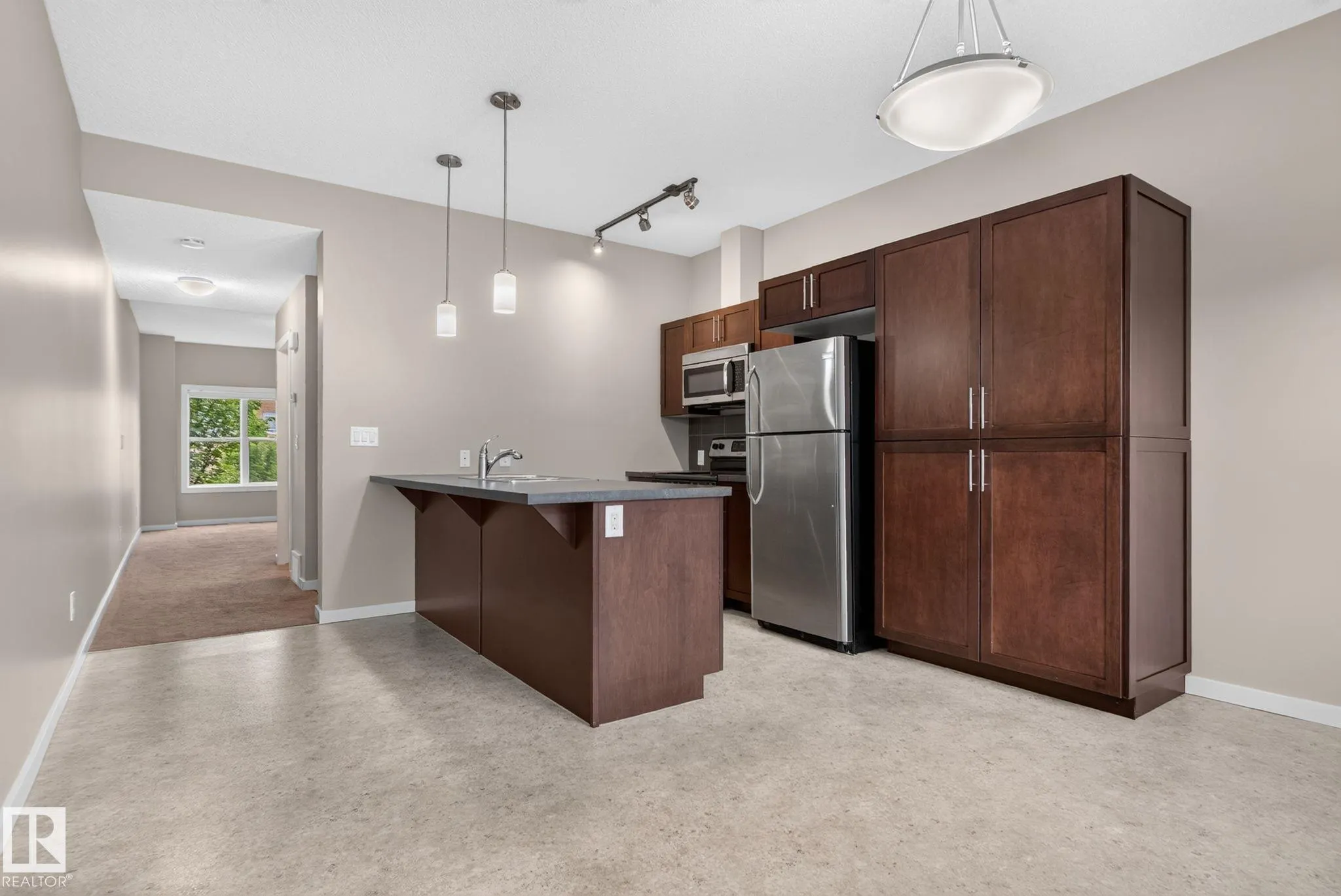 3710 ALLAN Drive