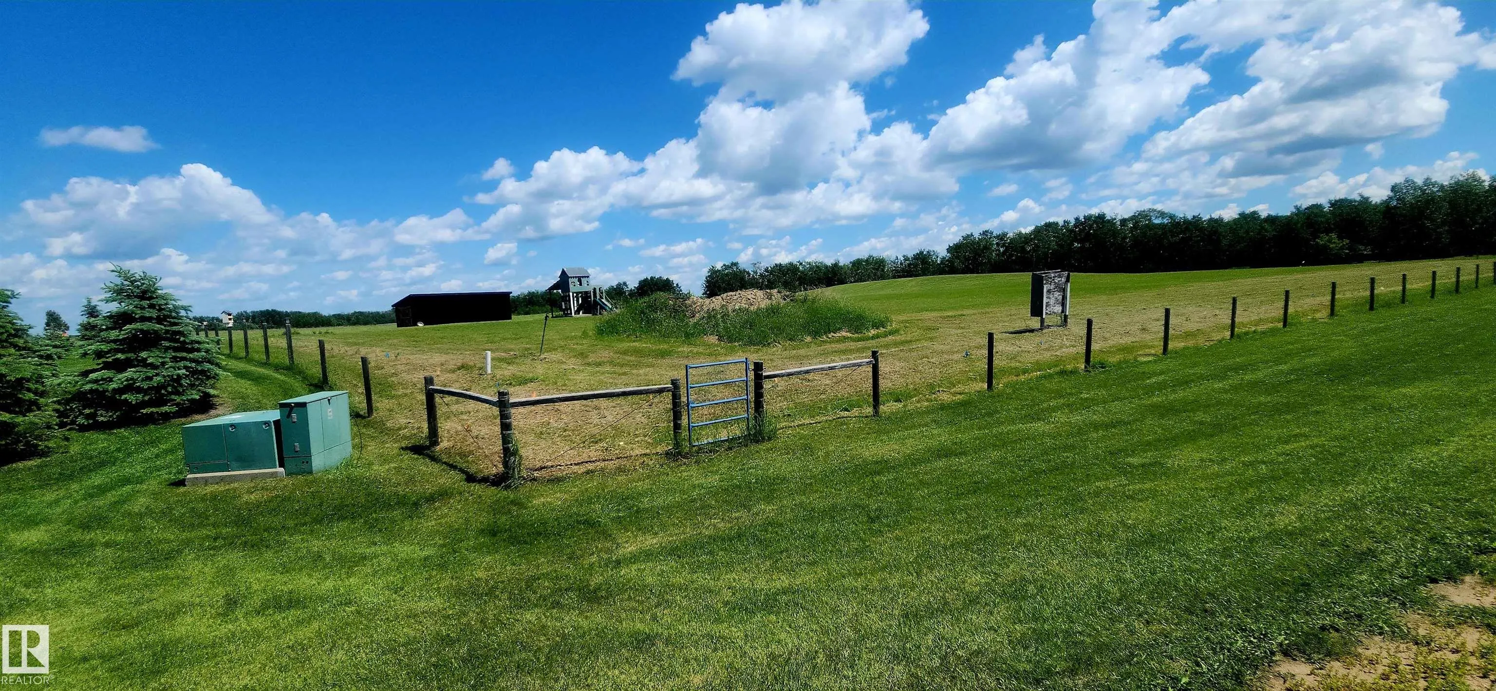41251 Range Road 210