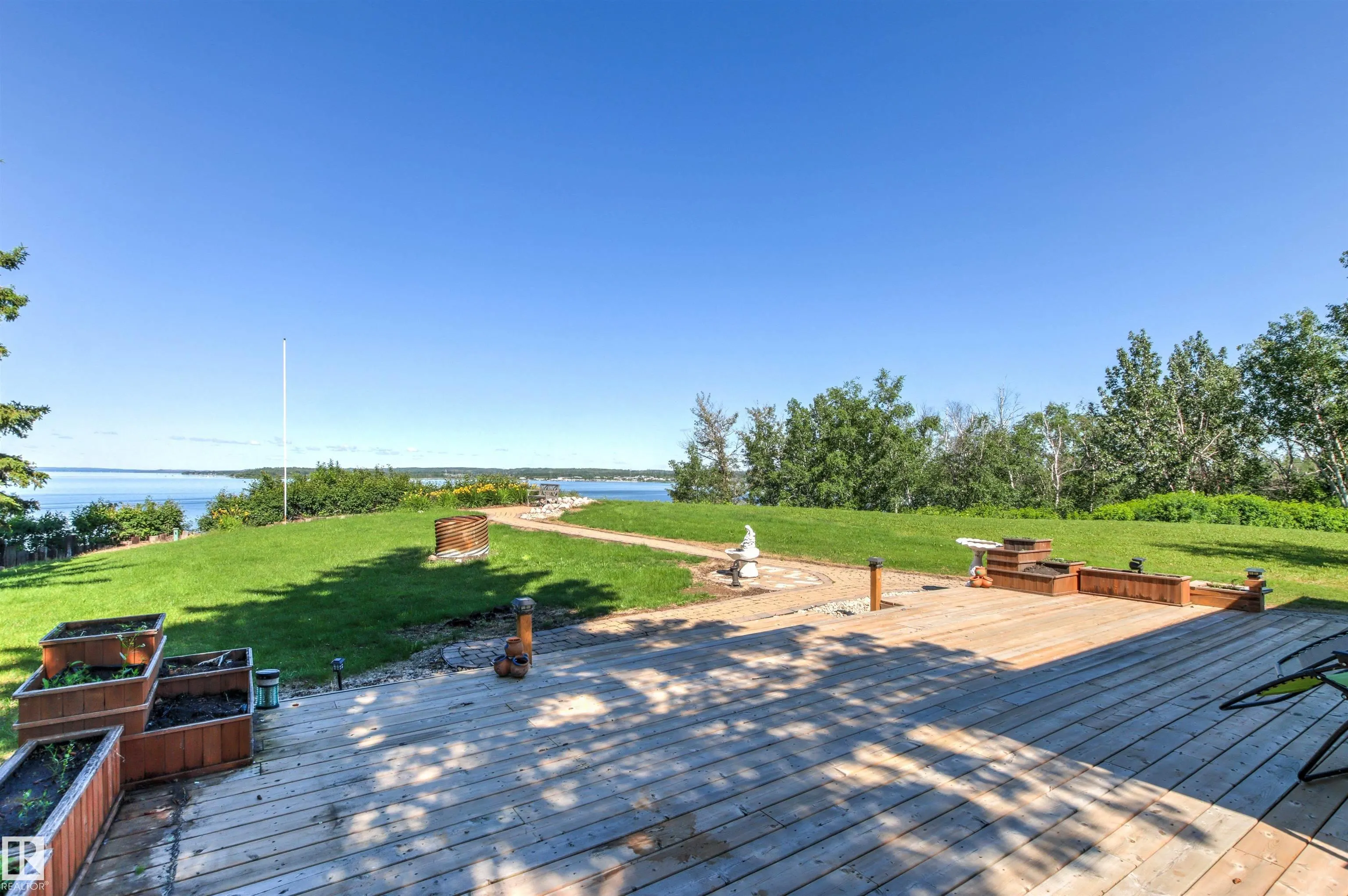 9 Gibbons Ave