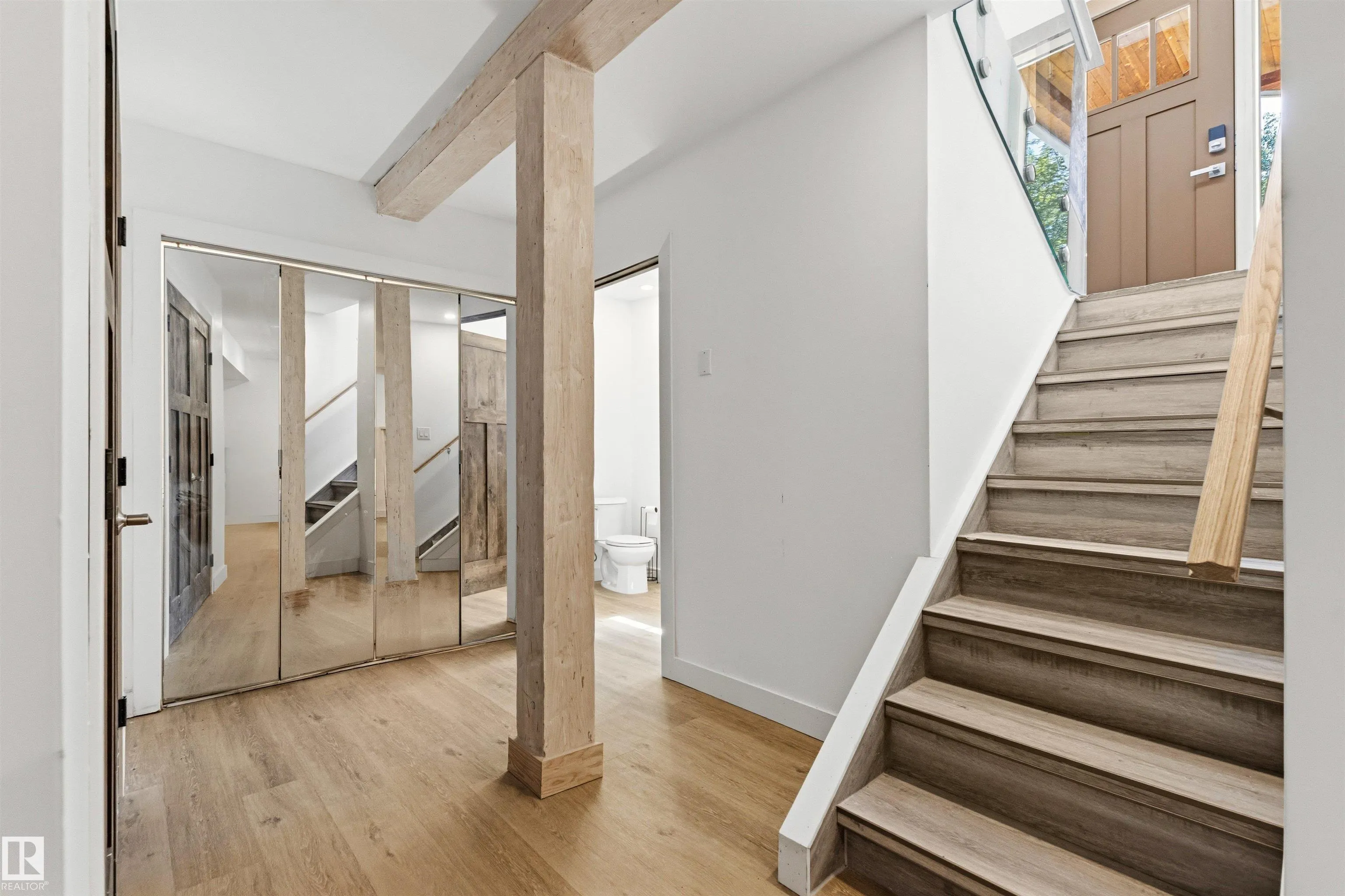 9 Gibbons Ave