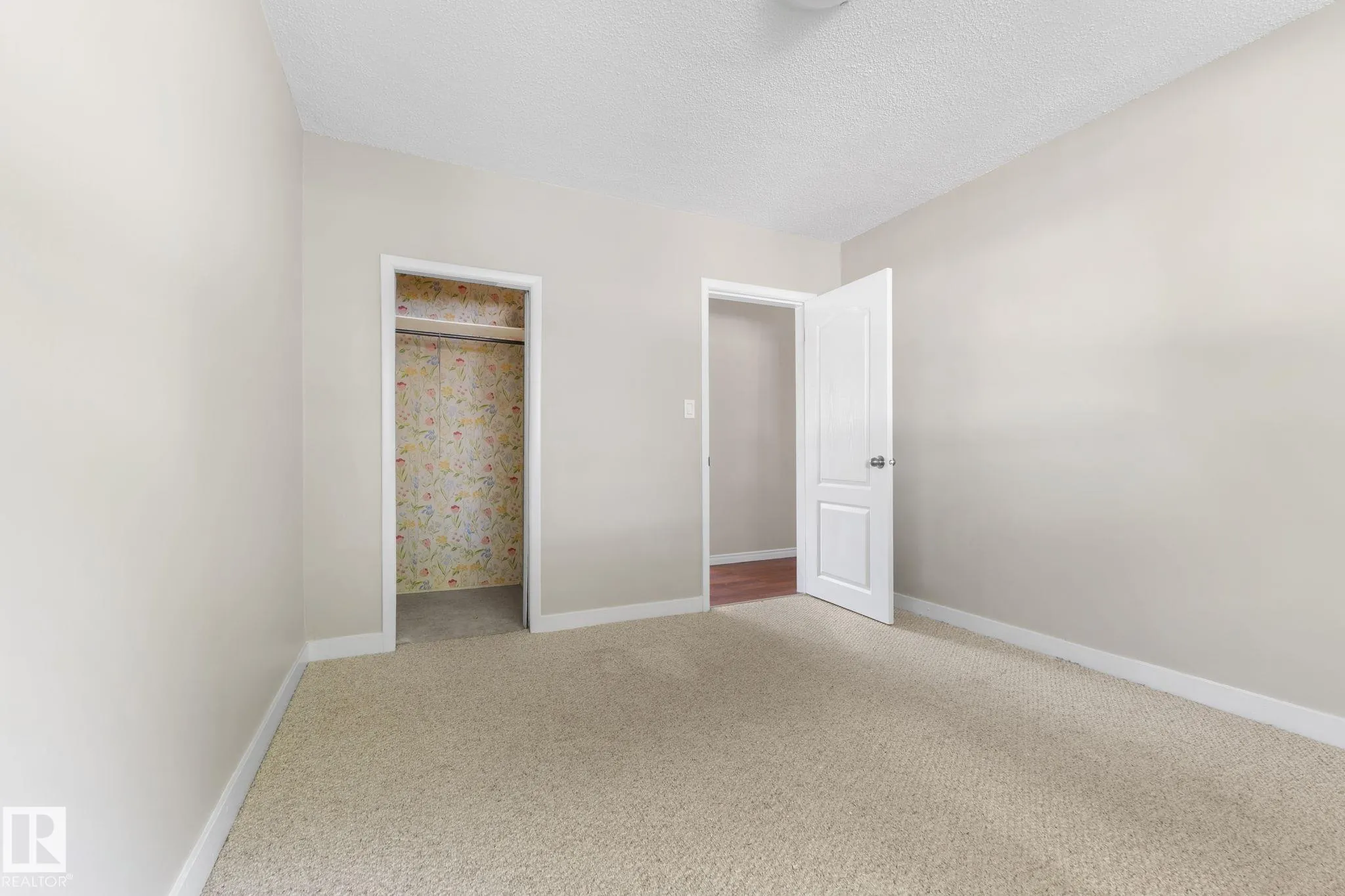 10602 100 Avenue